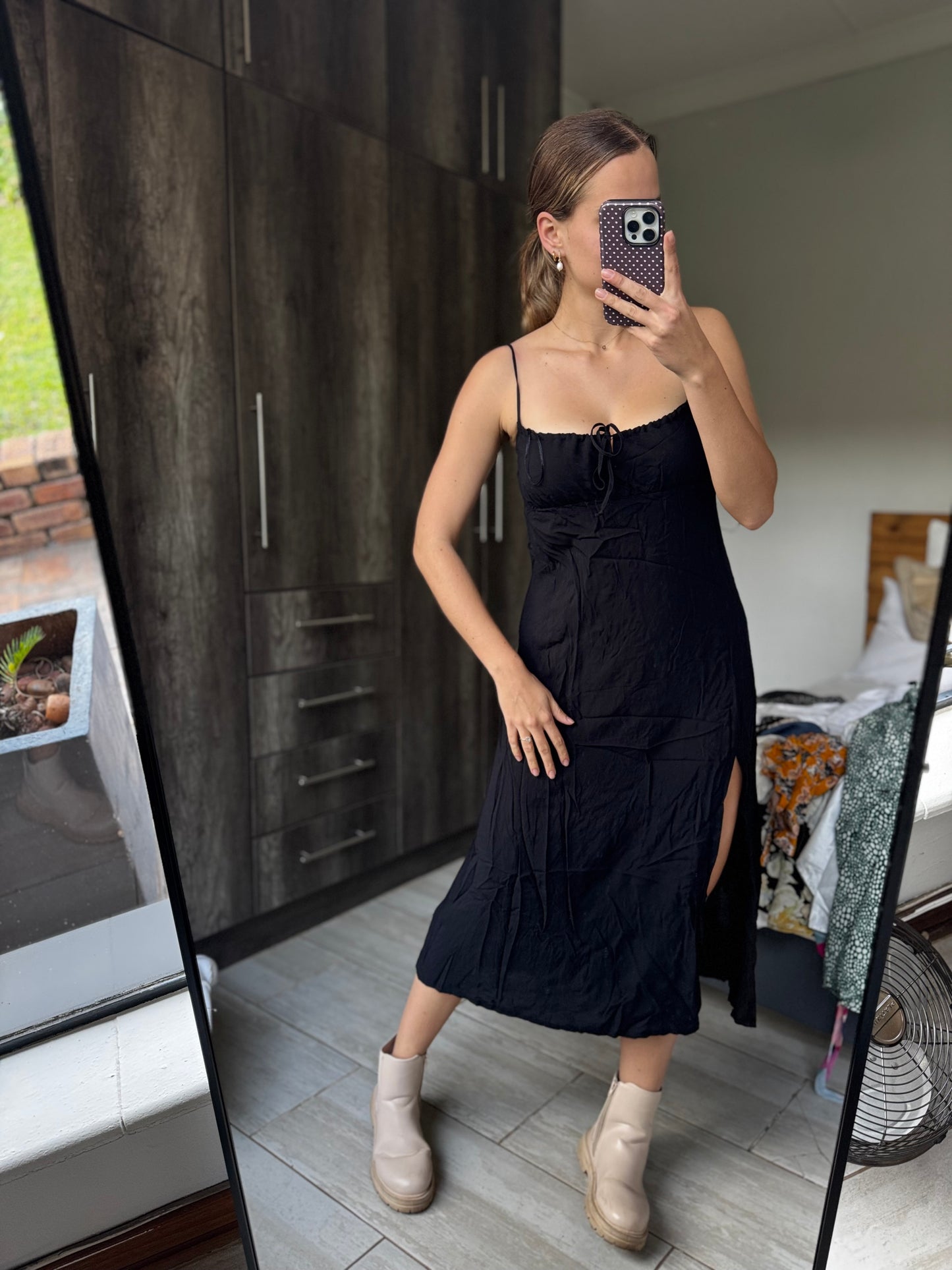 Brand New black midi dress (OO)