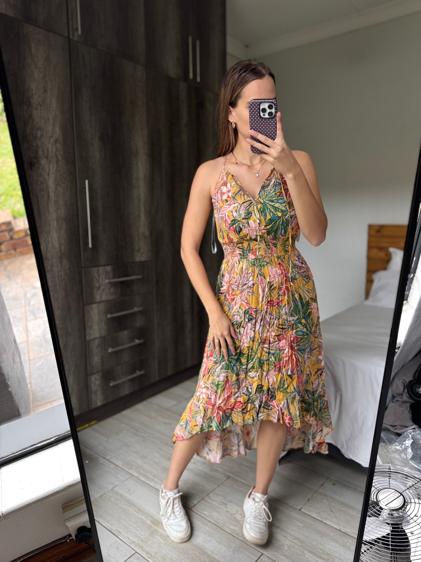Forever New floral stunning dress (Q)