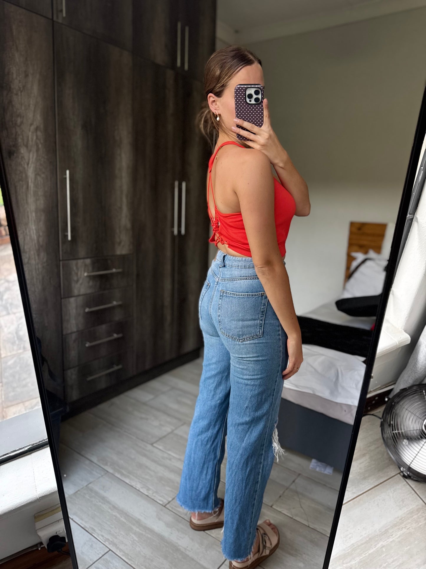 Red ribbed crop top (L)