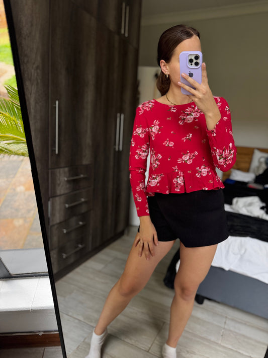 H&M red floral top (R)