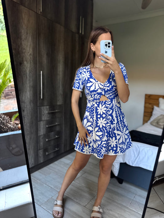 FOREVER NEW floral dress