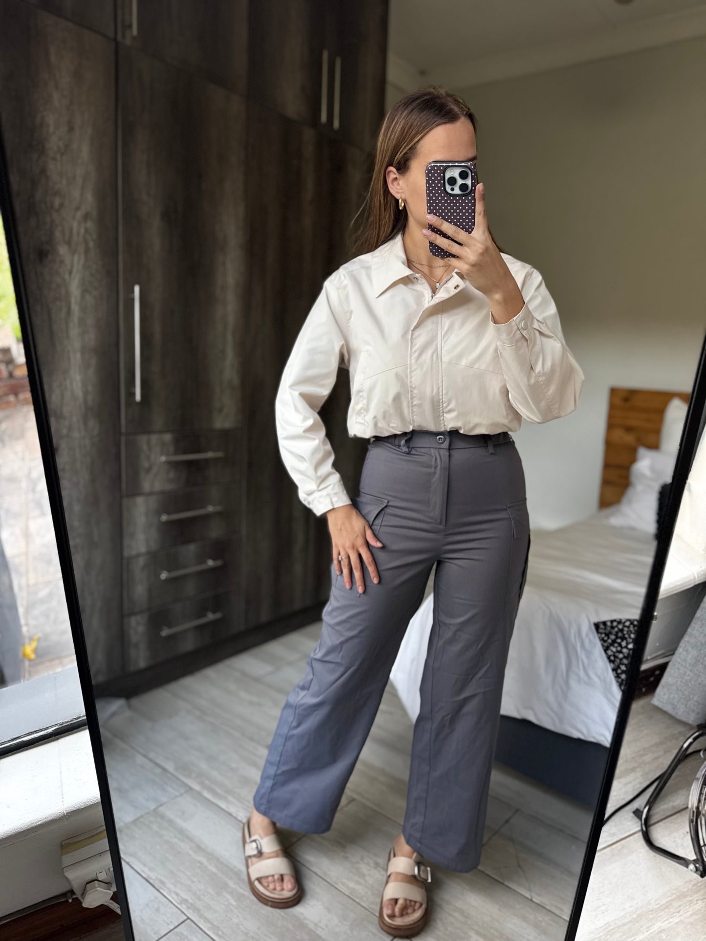 Grey pants (YY)