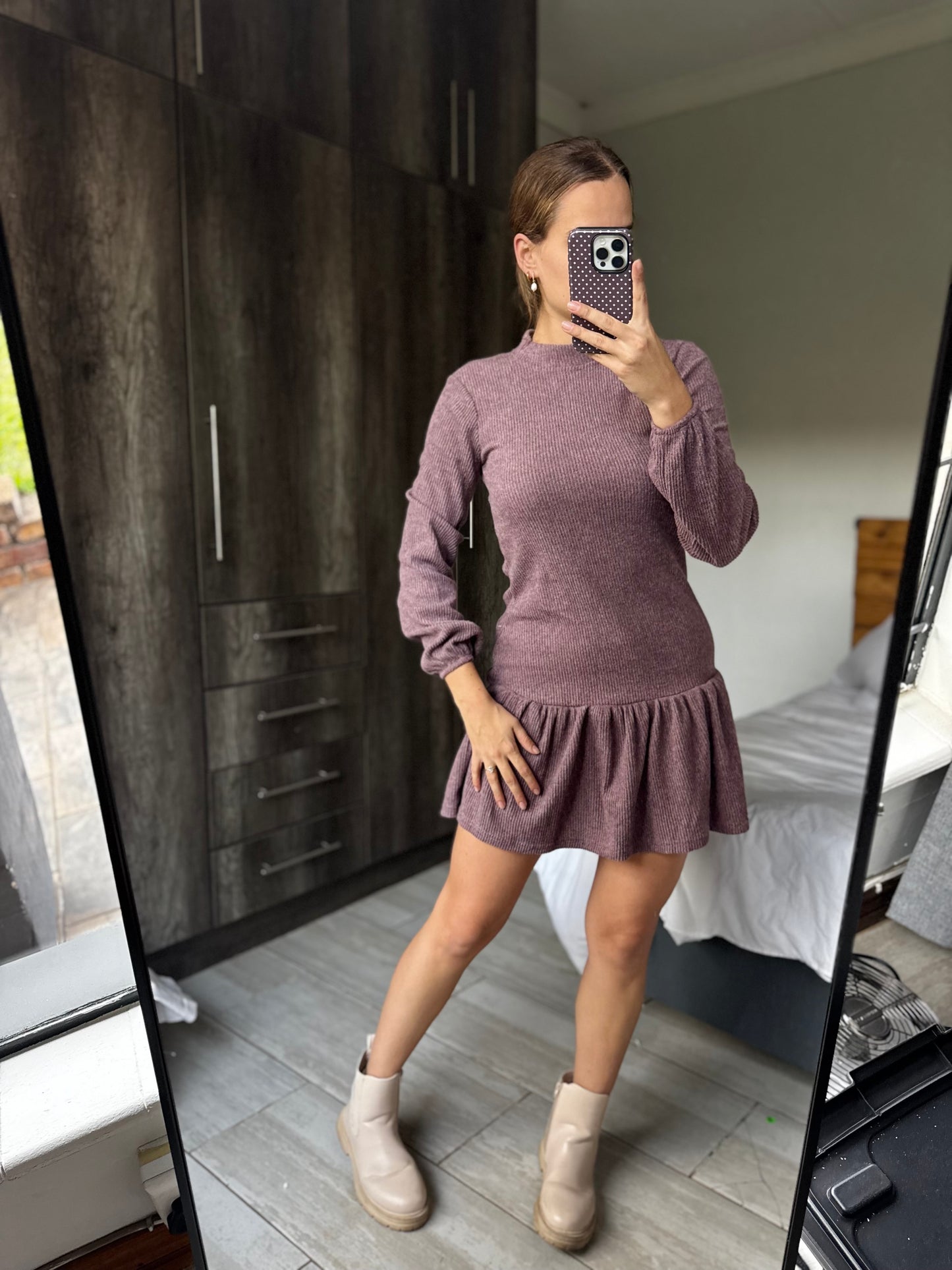 Purple knitted dress (D)