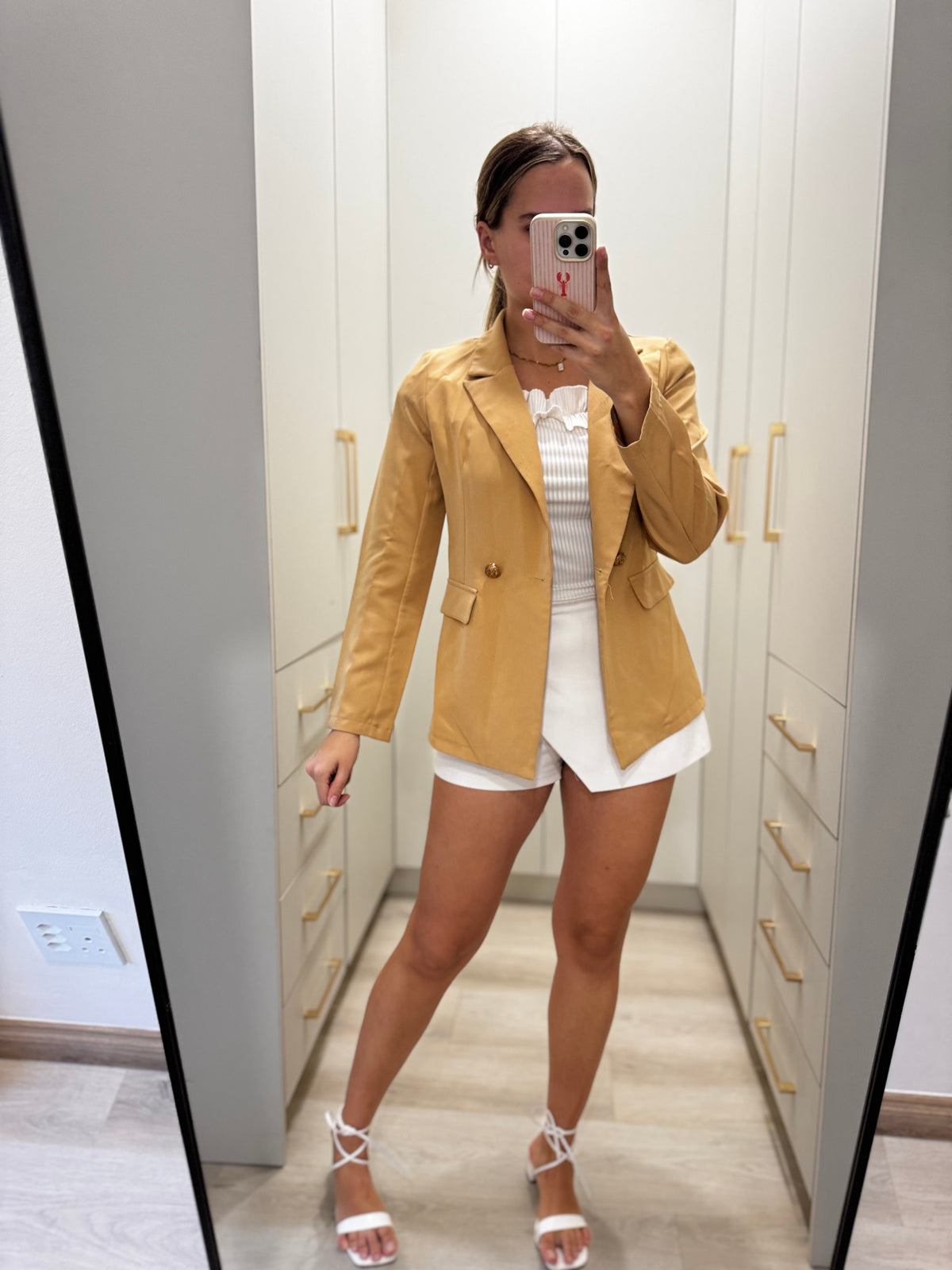 Brown blazer (E)