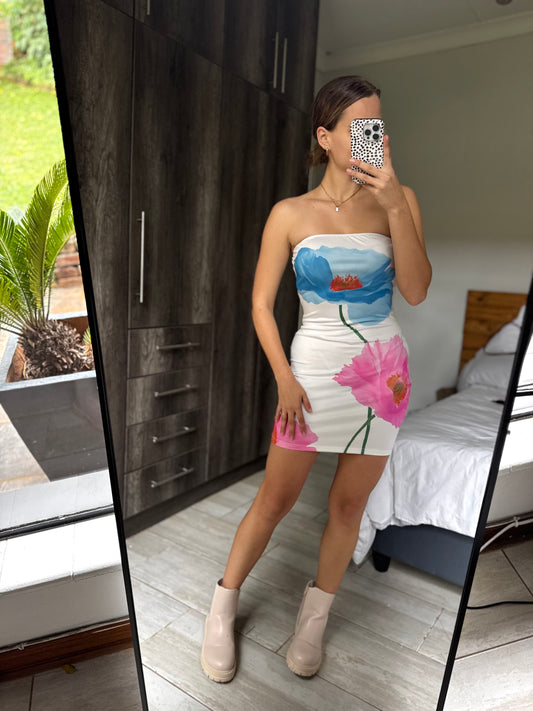 White floral dress (DD)