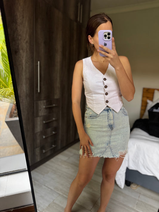 Woolworths denim skirt (D)