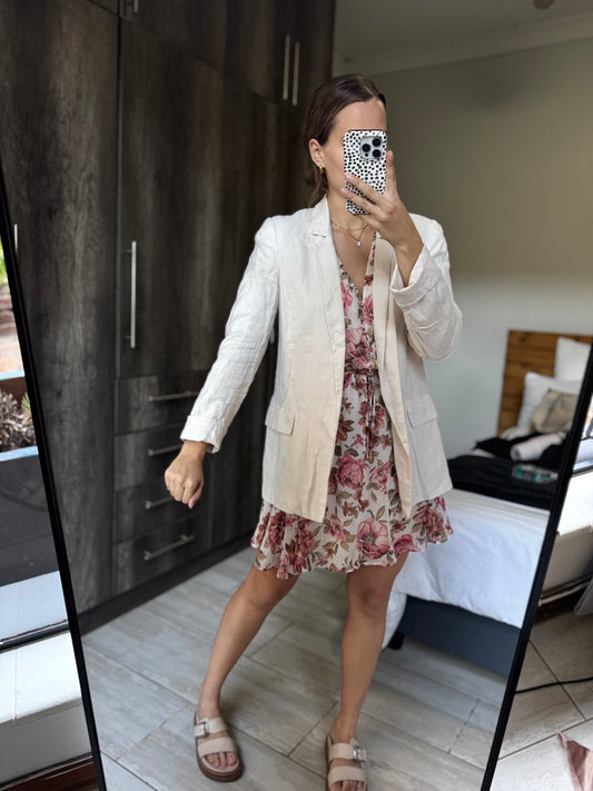 FOREVER NEW cream blazer (EE)