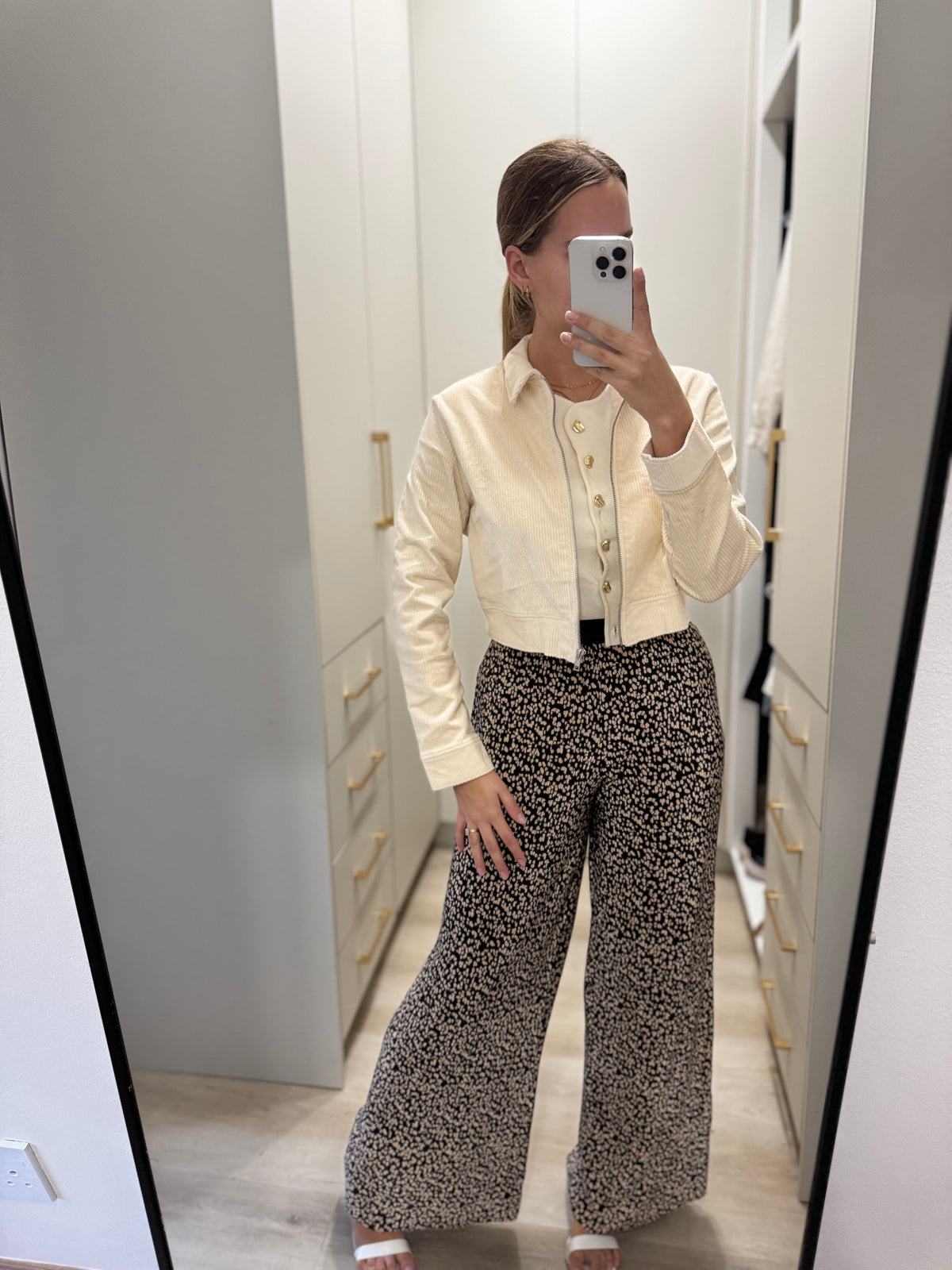 Annatee cream corderoy jacket (X1)