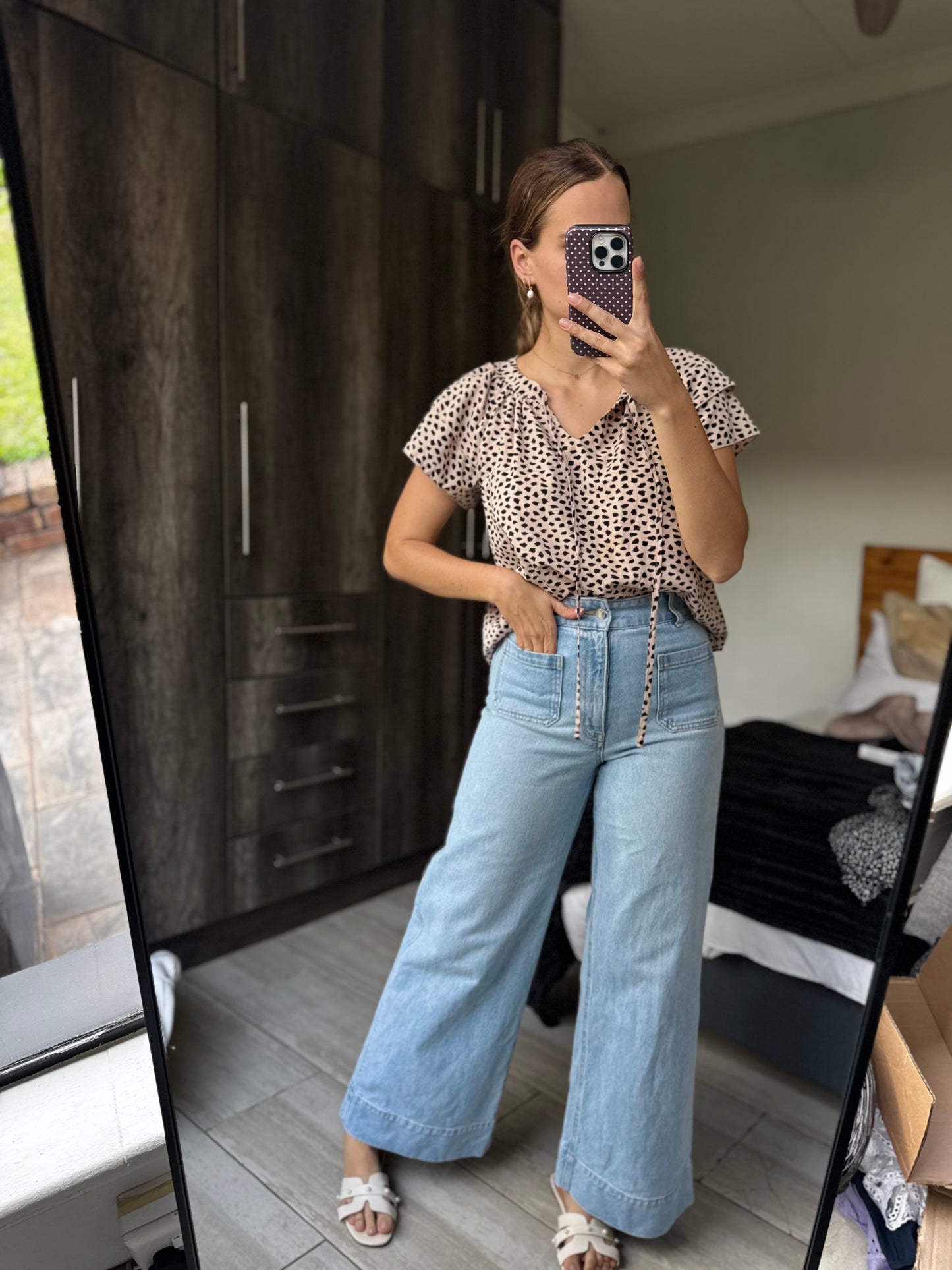 Pretty top (P)