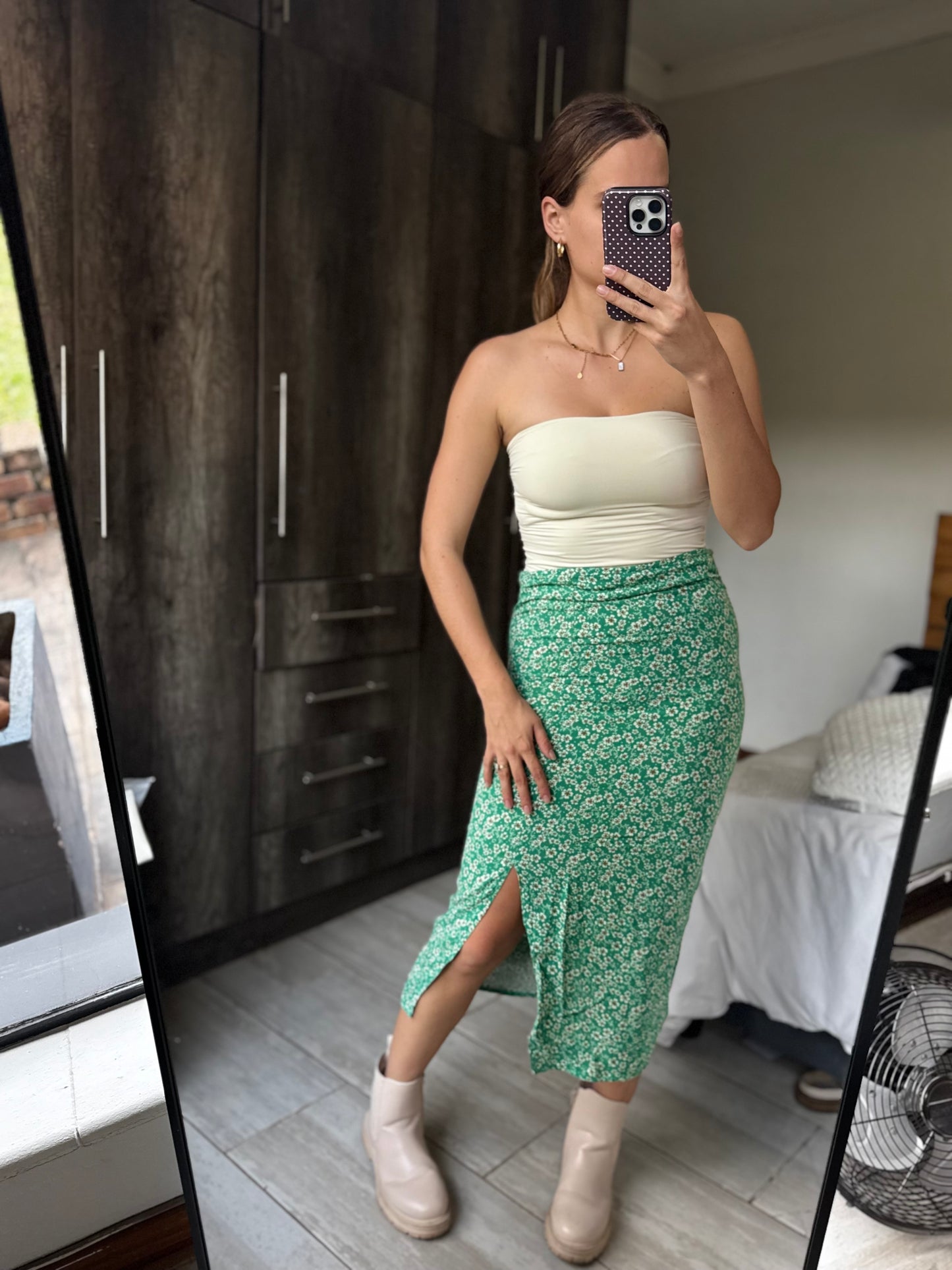 Green floral skirt (AA)