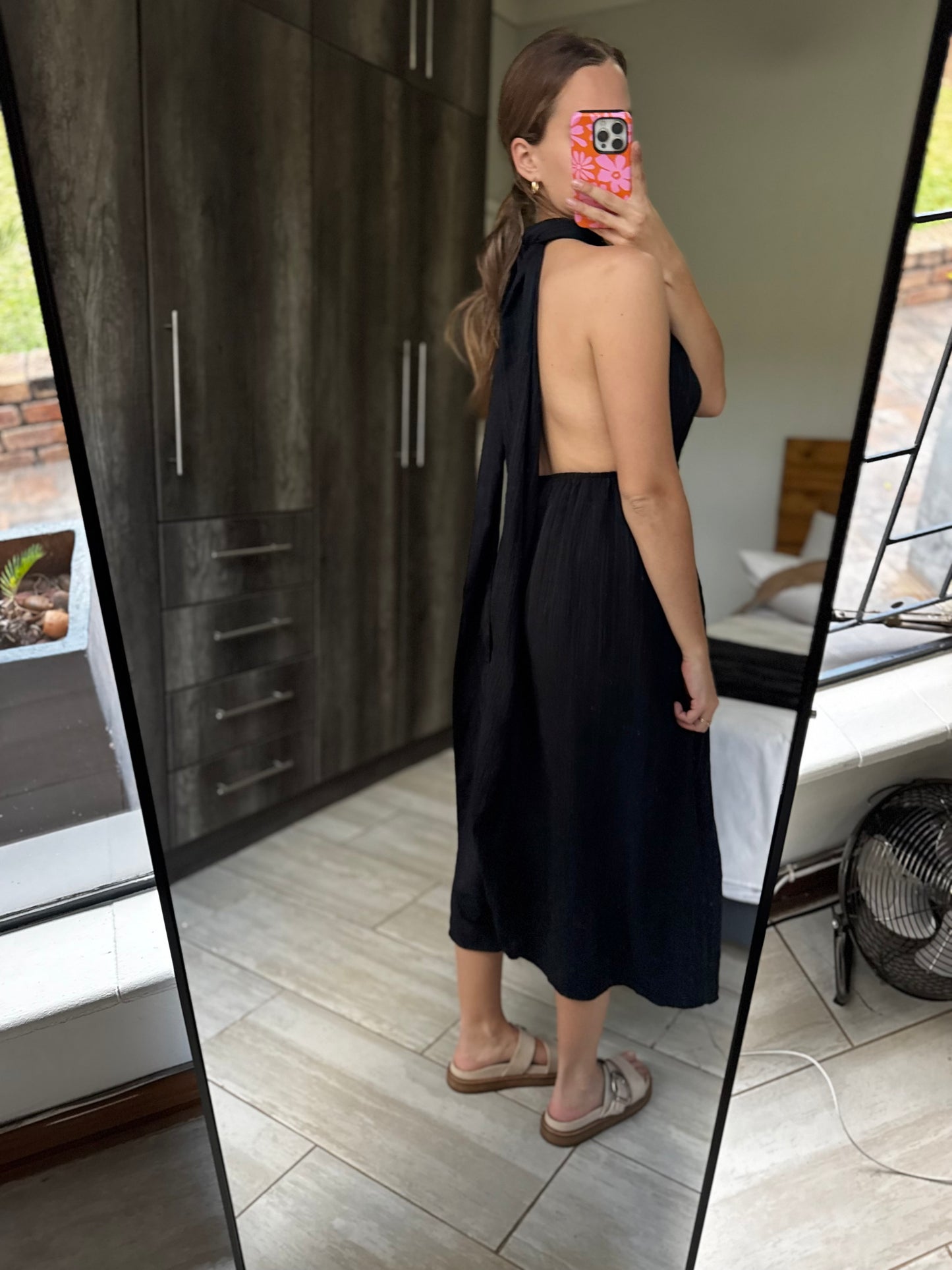 Stunning black dress (CC)