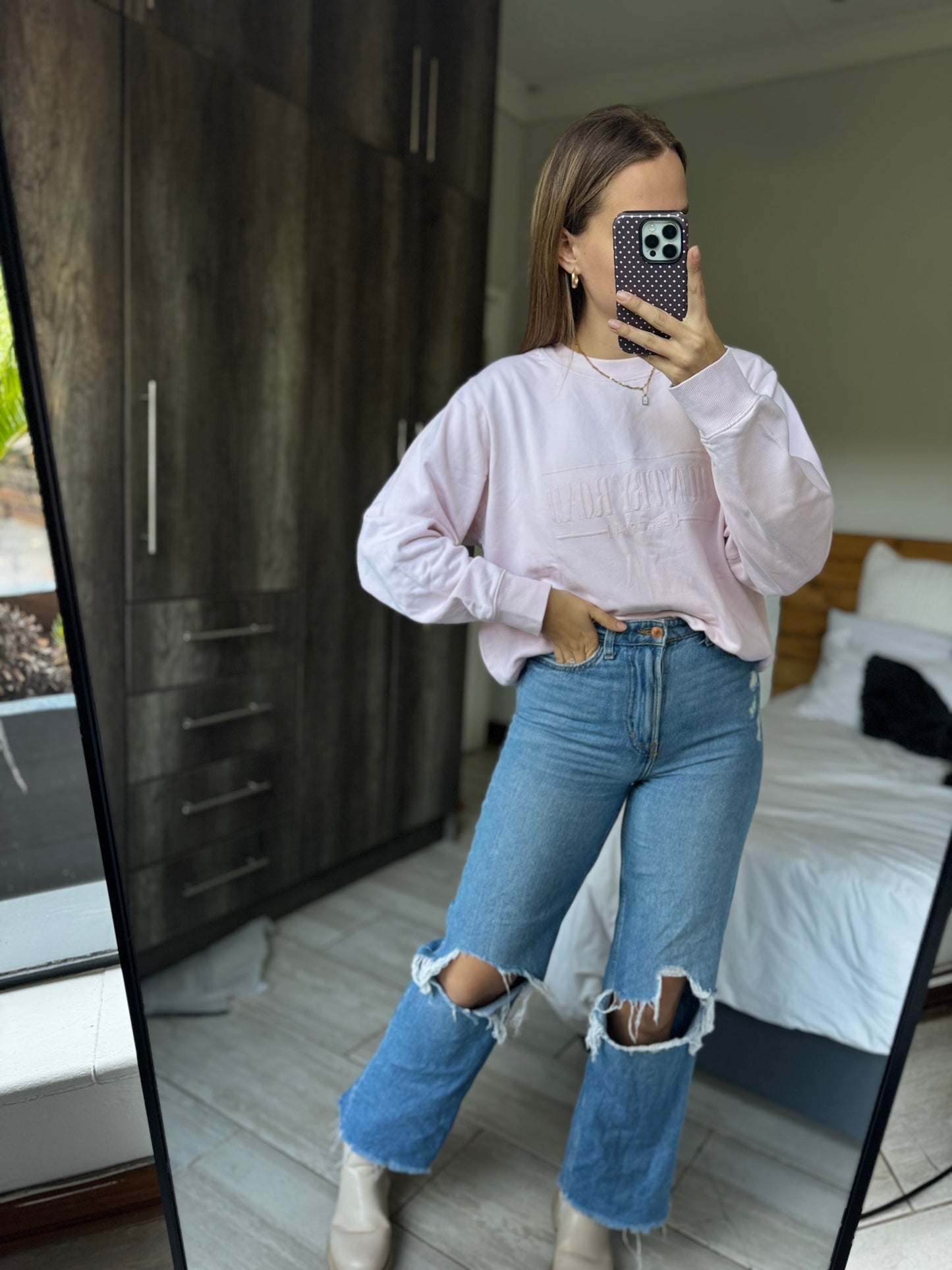 Country Road pink sweatshirt