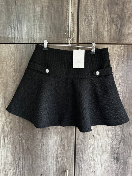 BRAND NEW H&M skirt (X4)