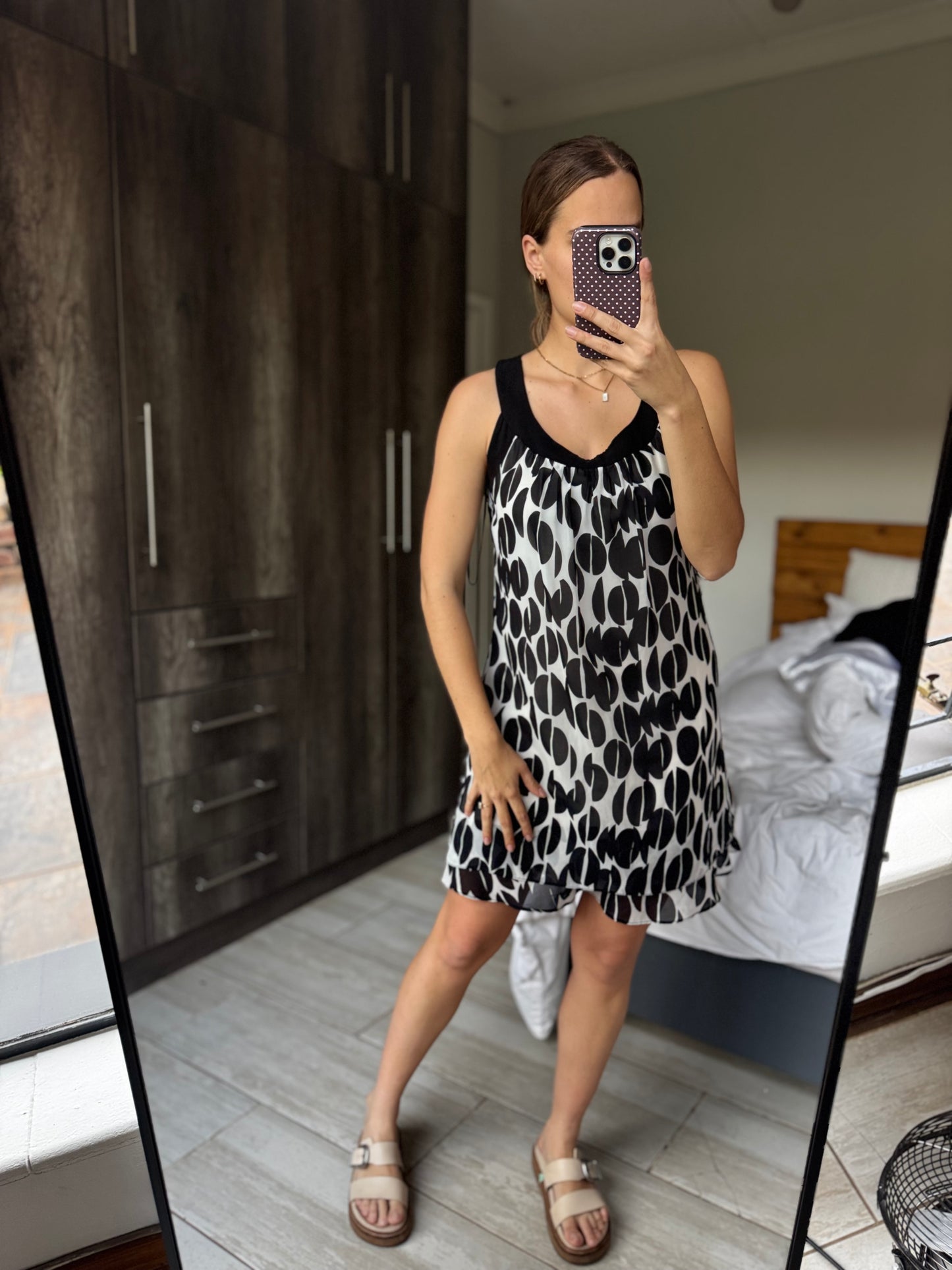 Pretty dress (N)