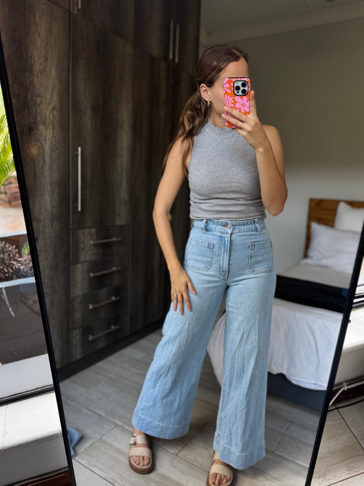 Grey ribbed tank (EE)