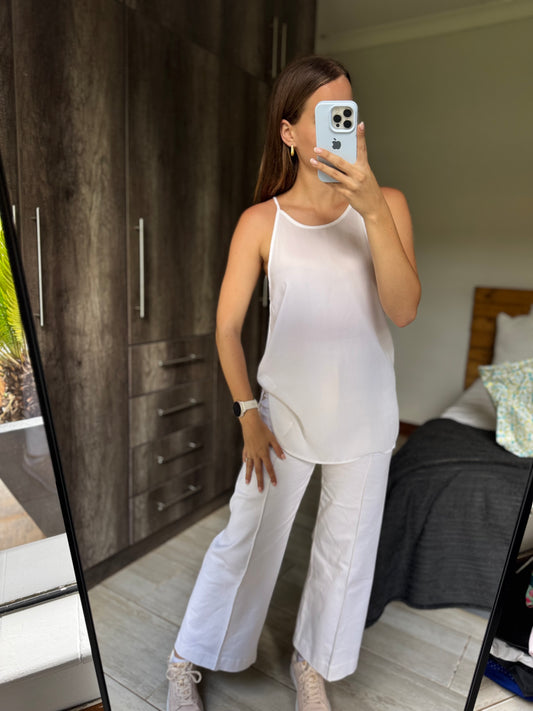 Cotton on white cami (AA)