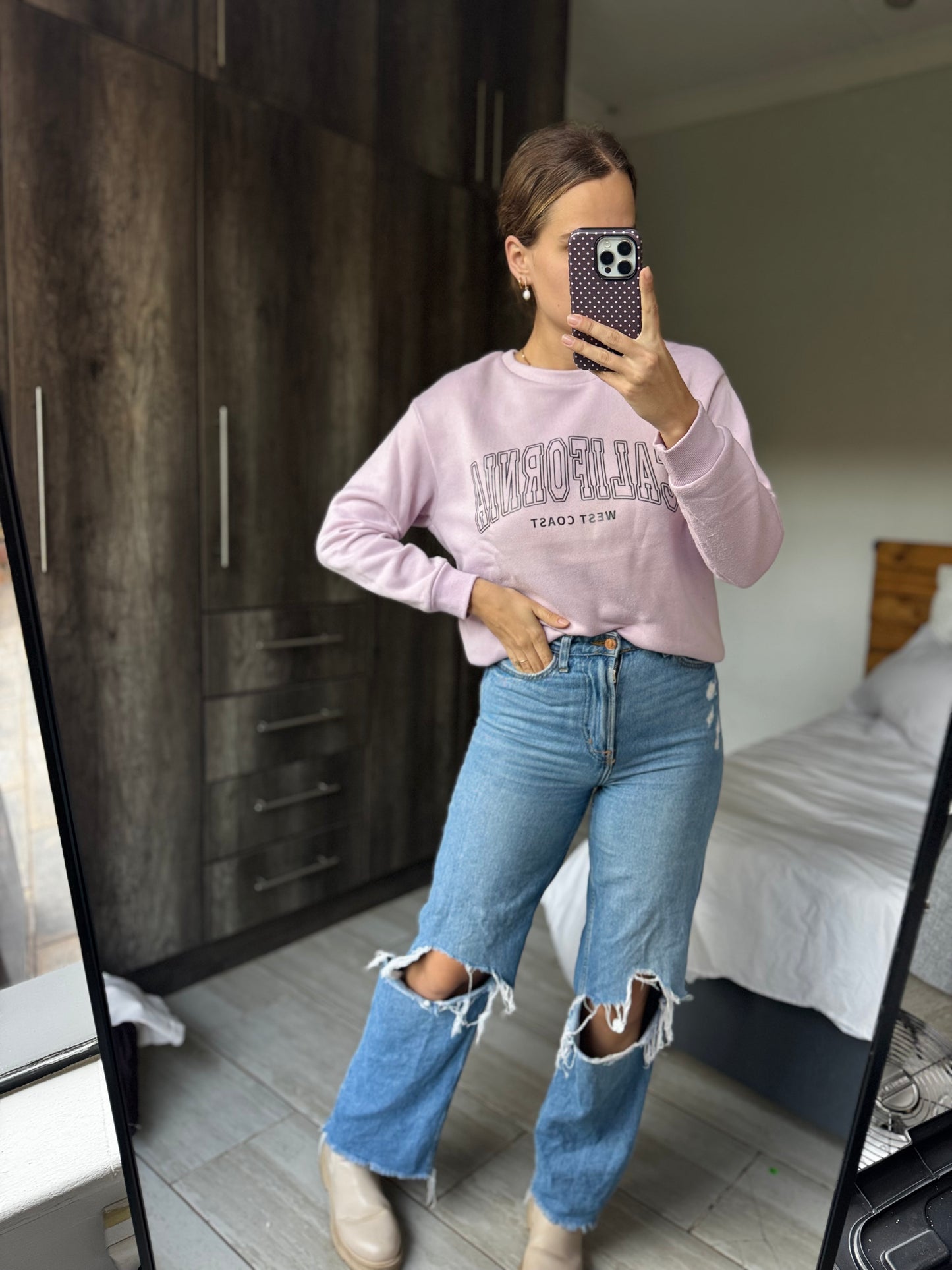 Lilac sweater (D)