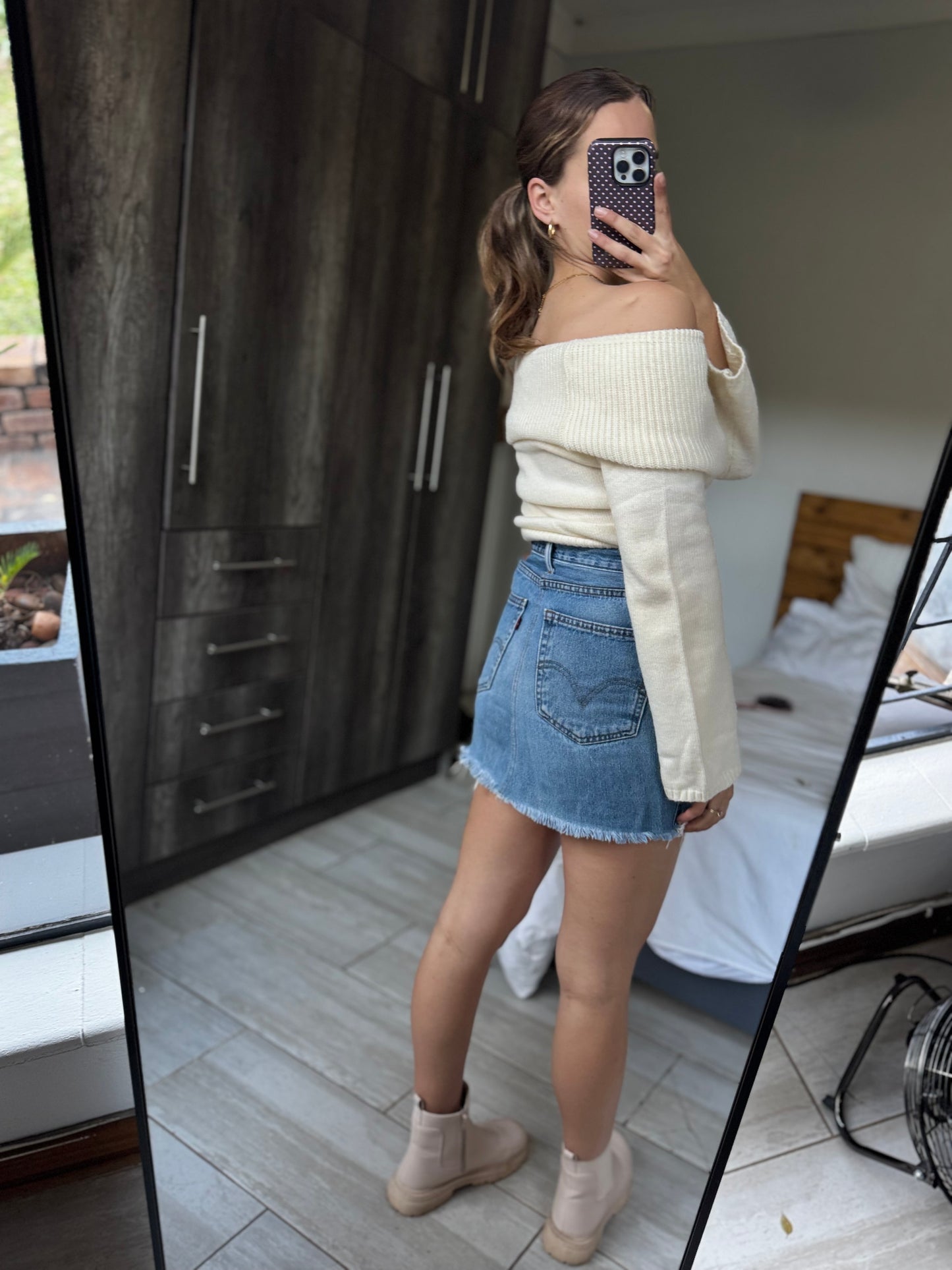 LEVI’S denim skirt (SS)