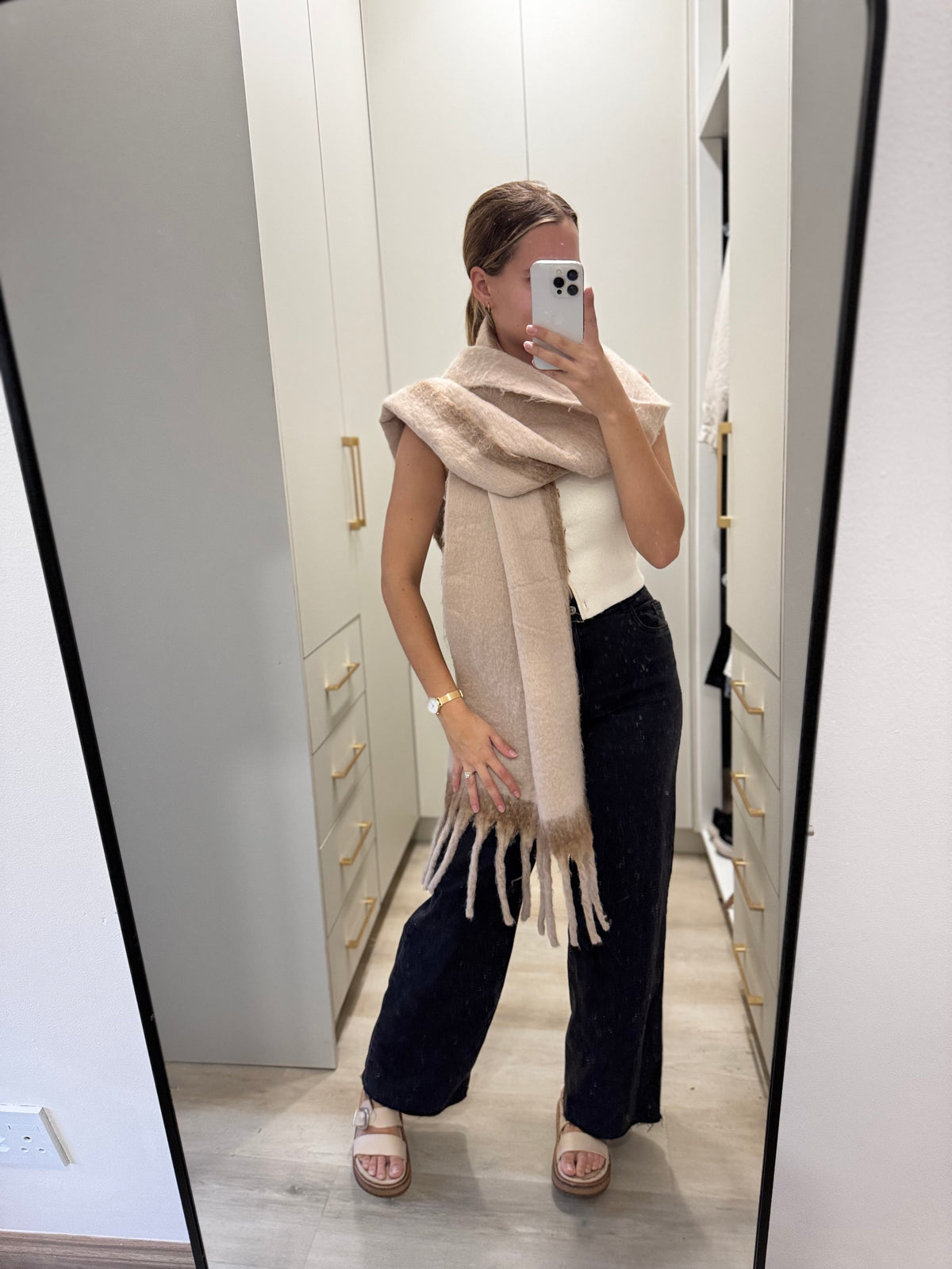 Stunning scarf