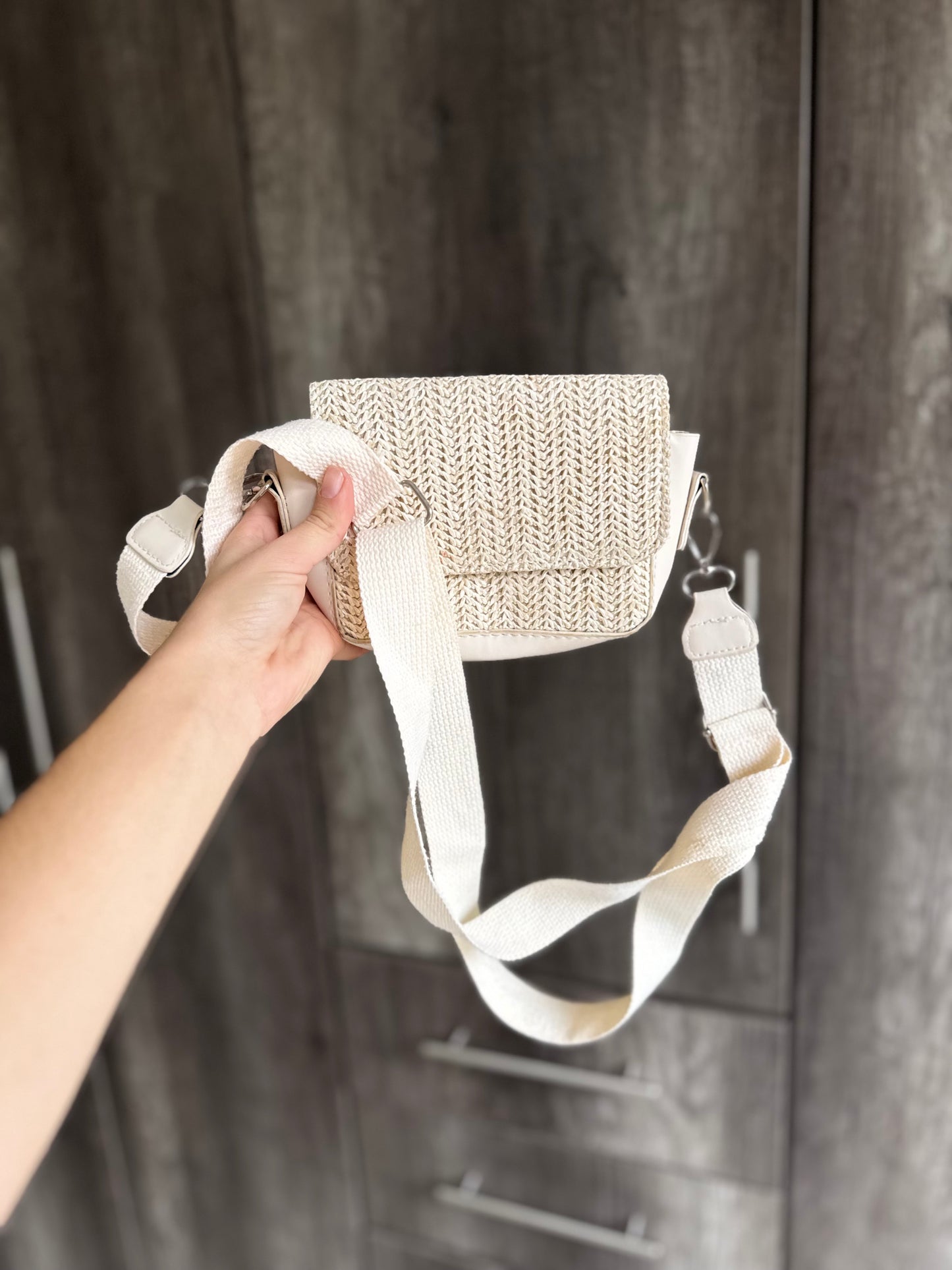 Cream bag (L)