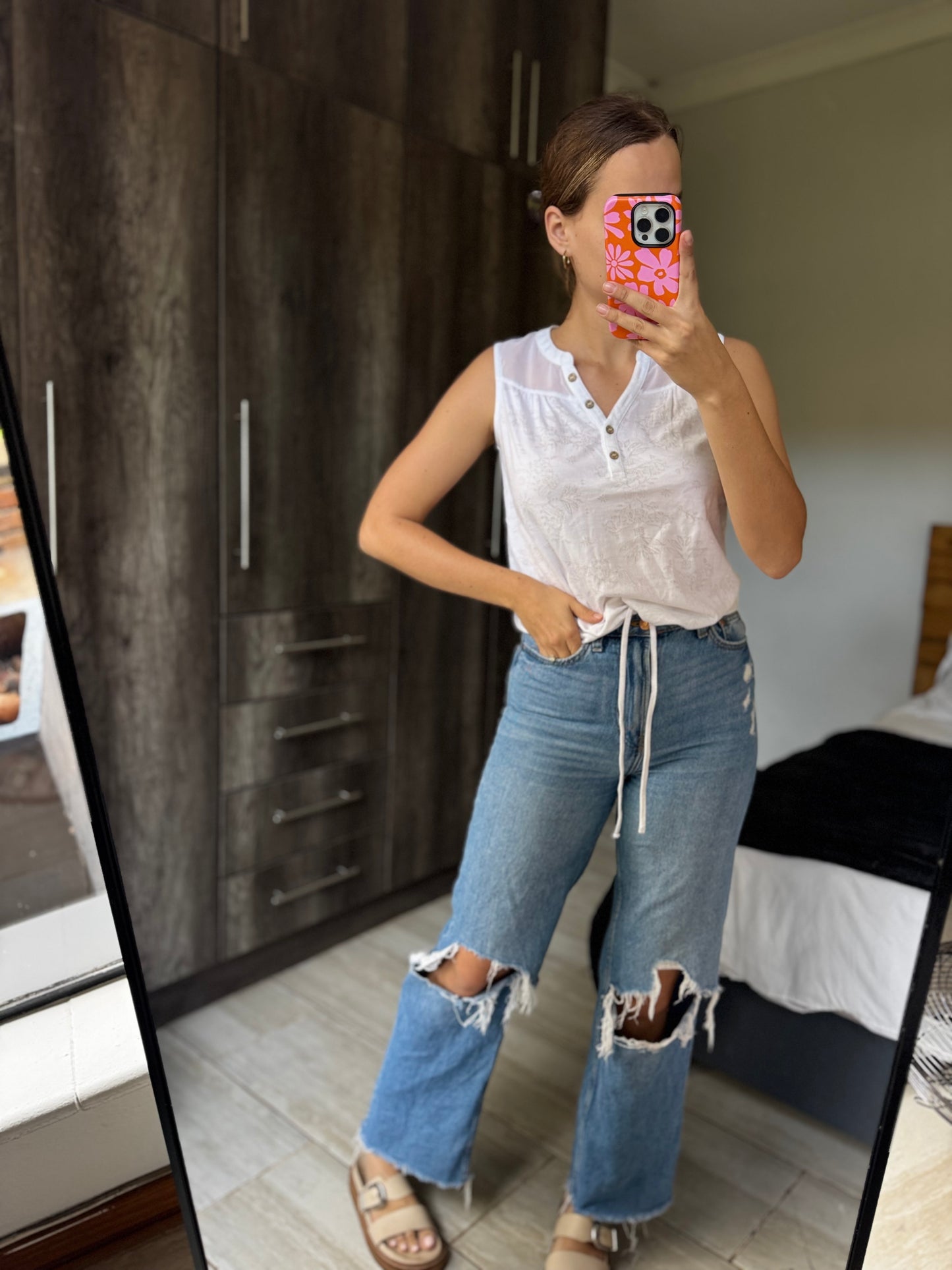 Pretty white Truworths top (II)