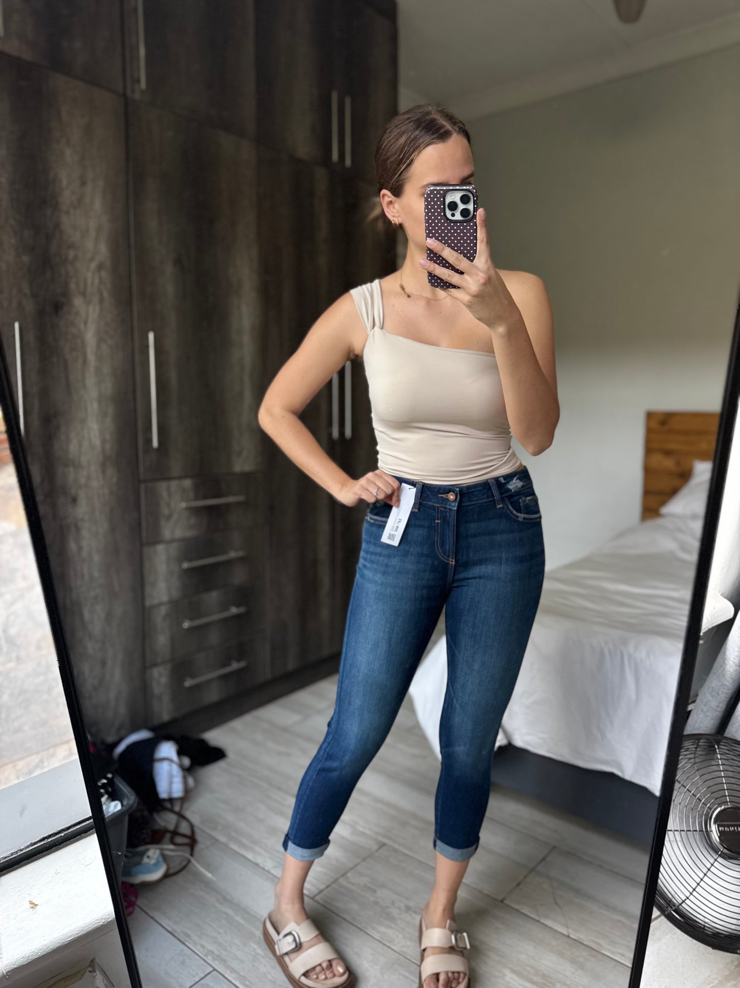 Brand New ZARA jeans (G)