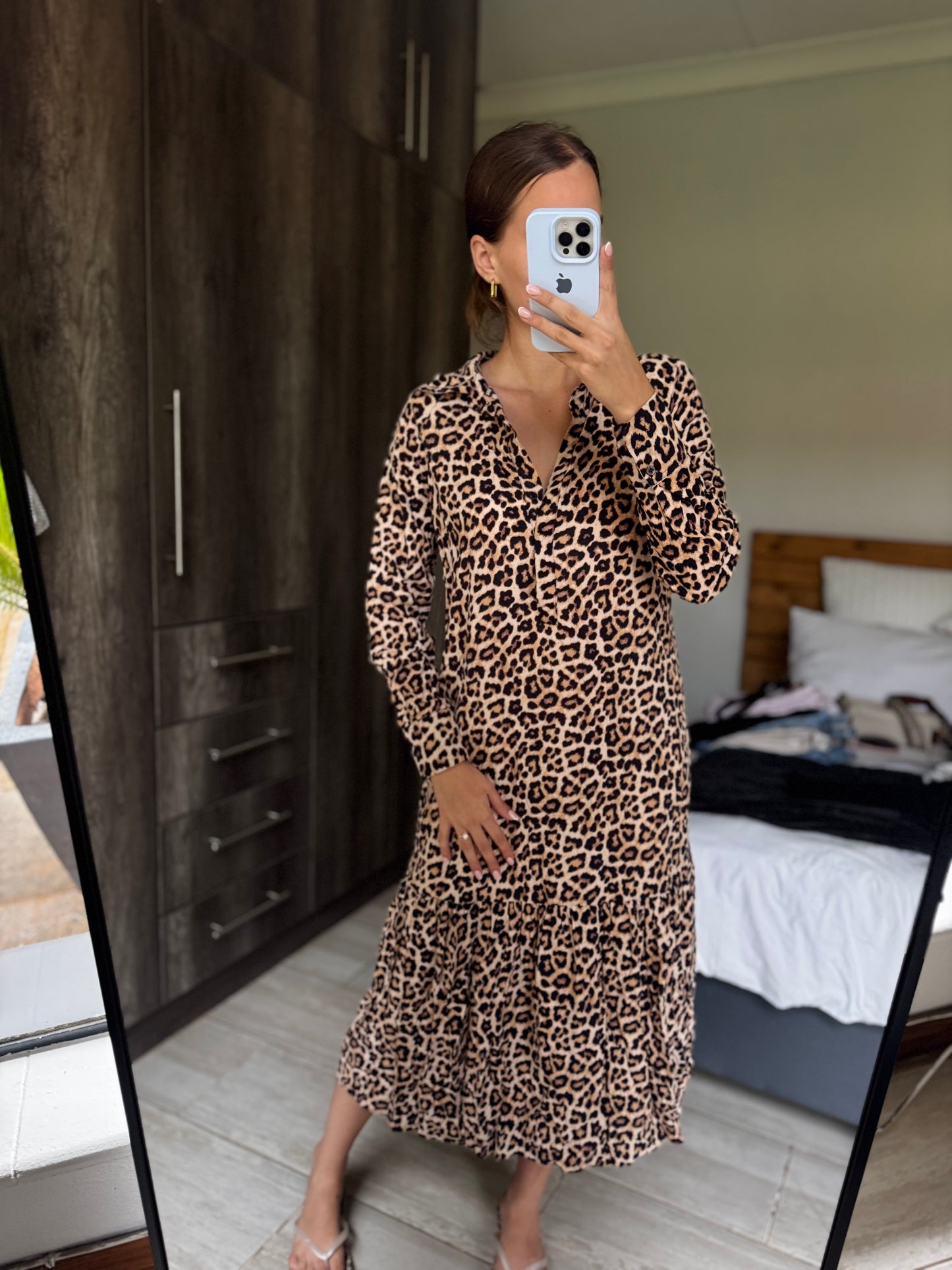 H&M leopard print dress (G)