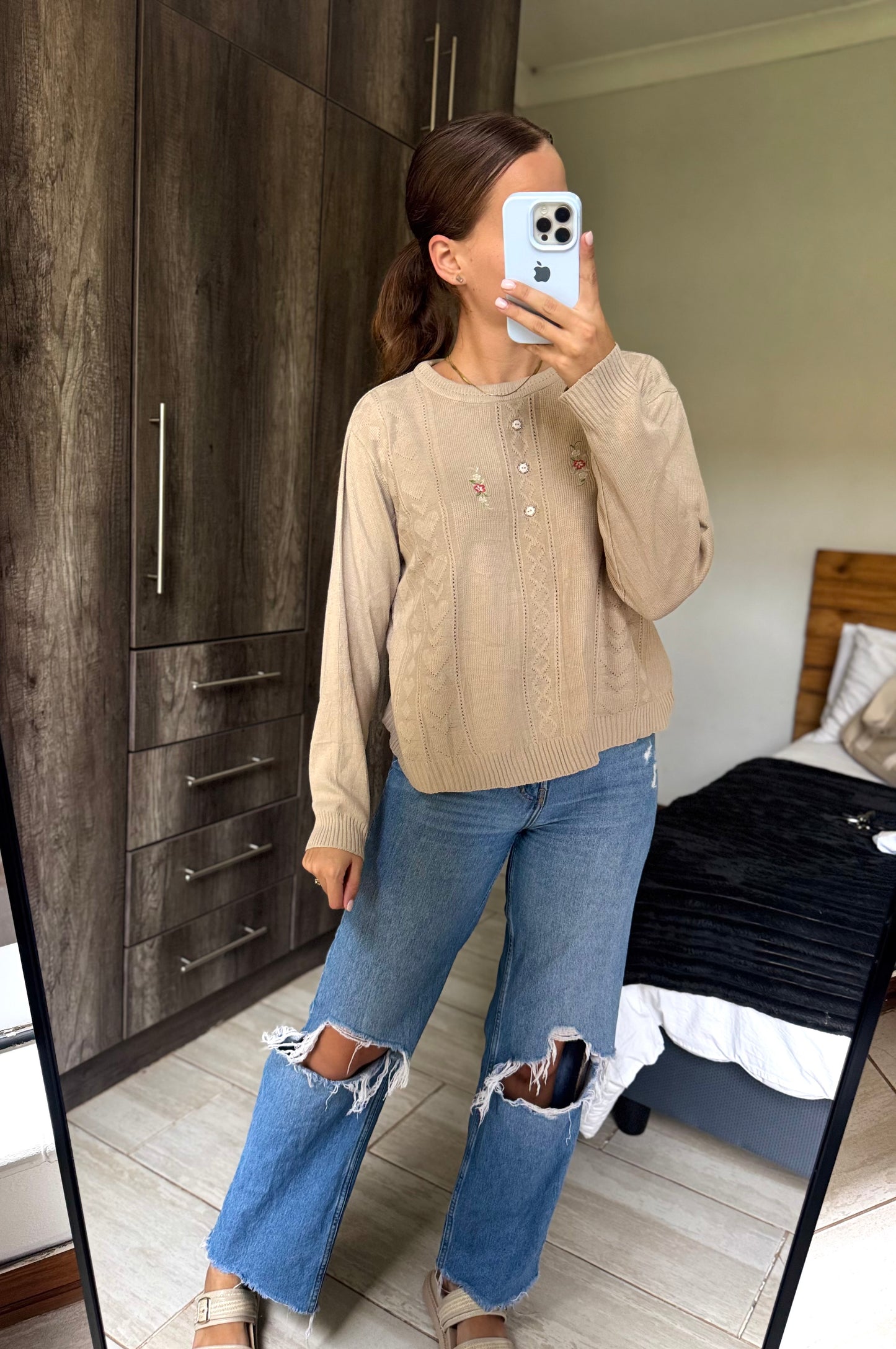 Brown floral sweater (W)