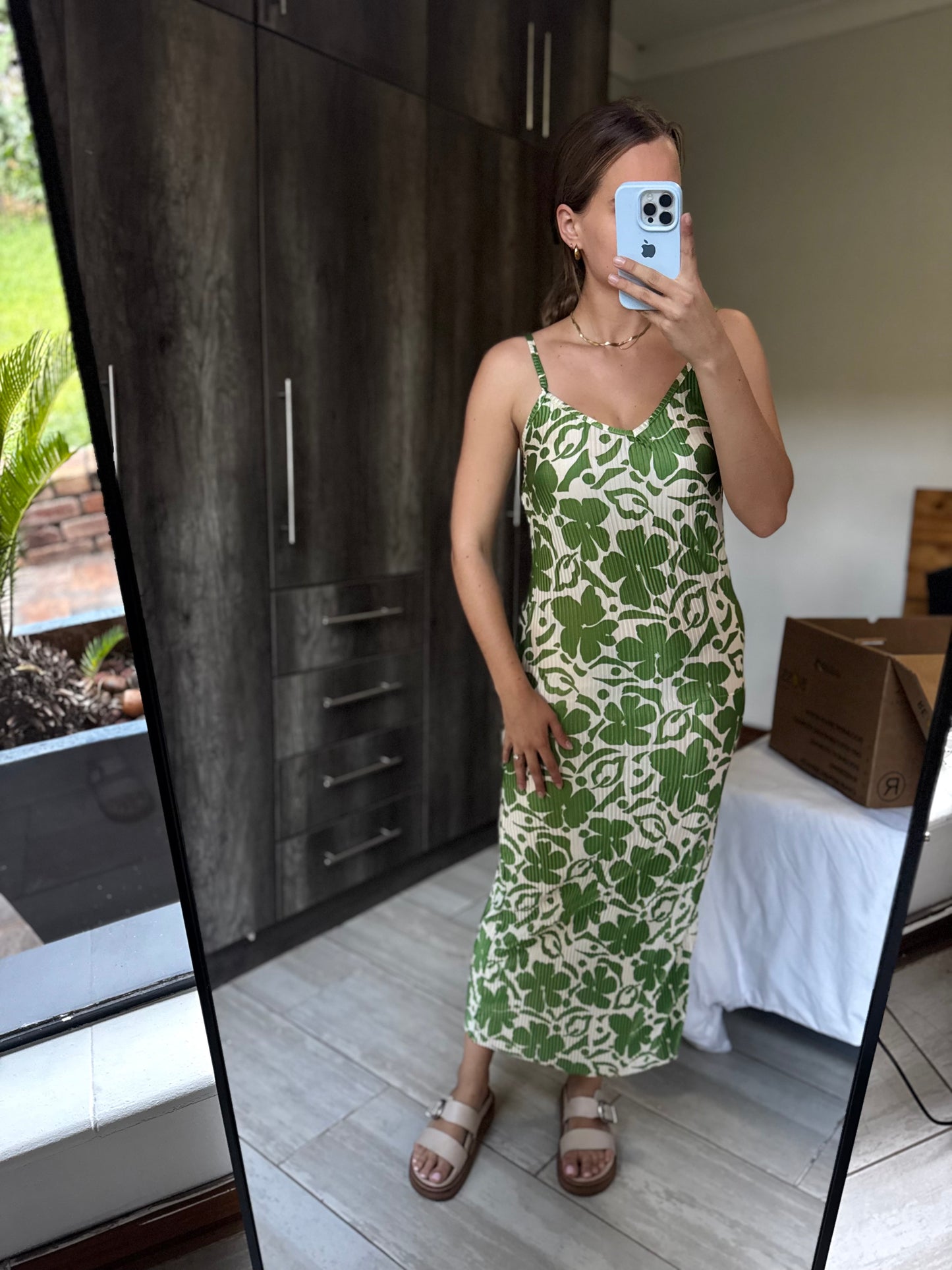 Green floral dress (JJ)