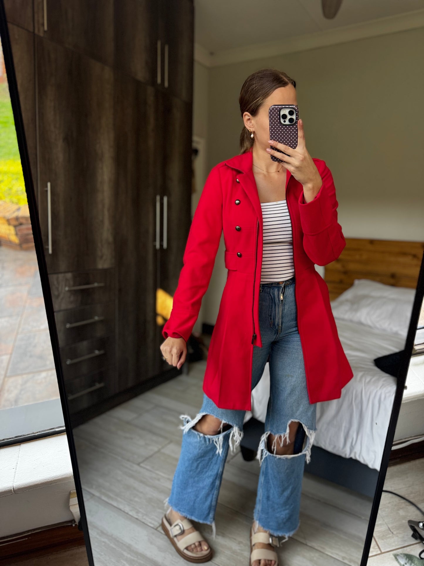 Red coat (QQ)