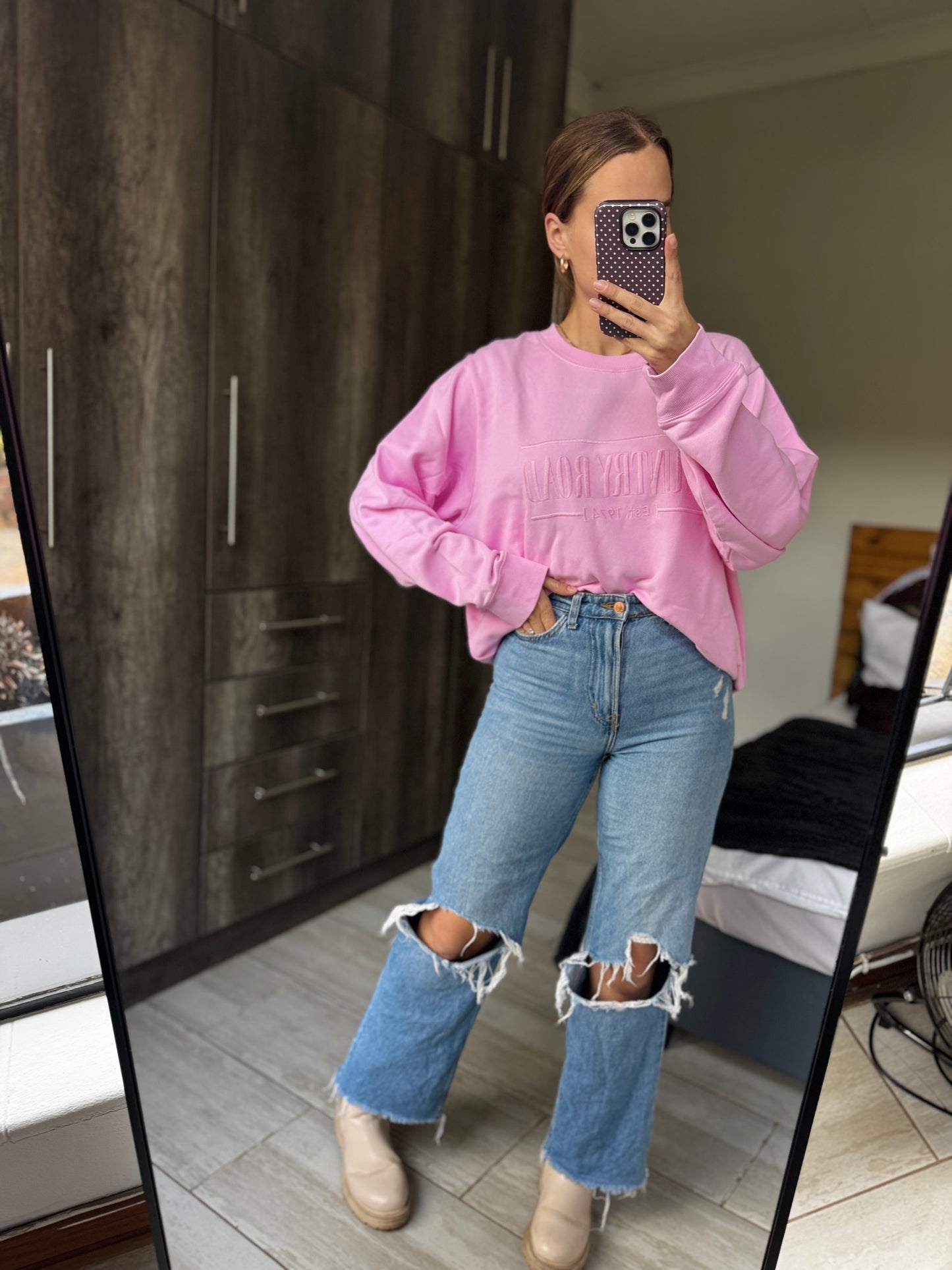 Country Road pink sweatshirt
