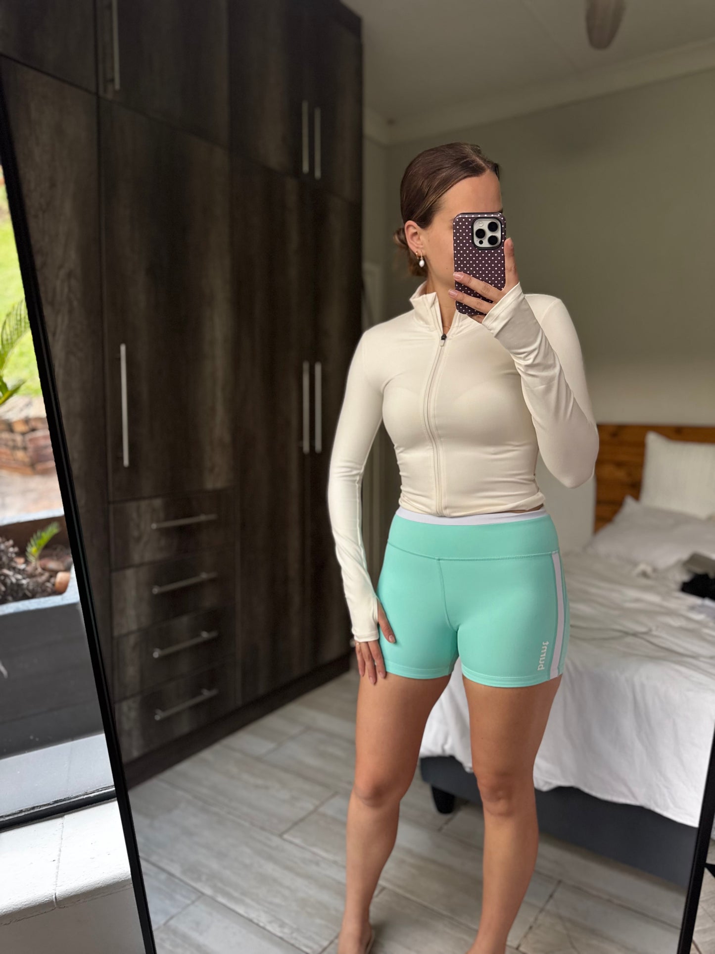 BURNT gym shorts (R)