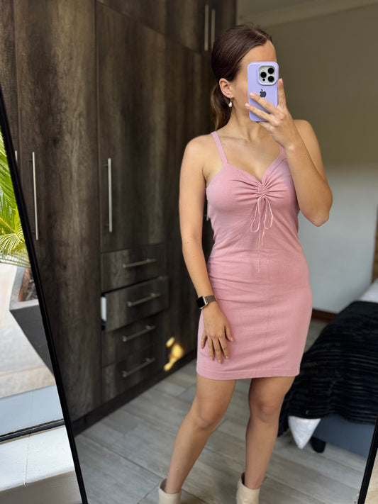 Pink dress (J)