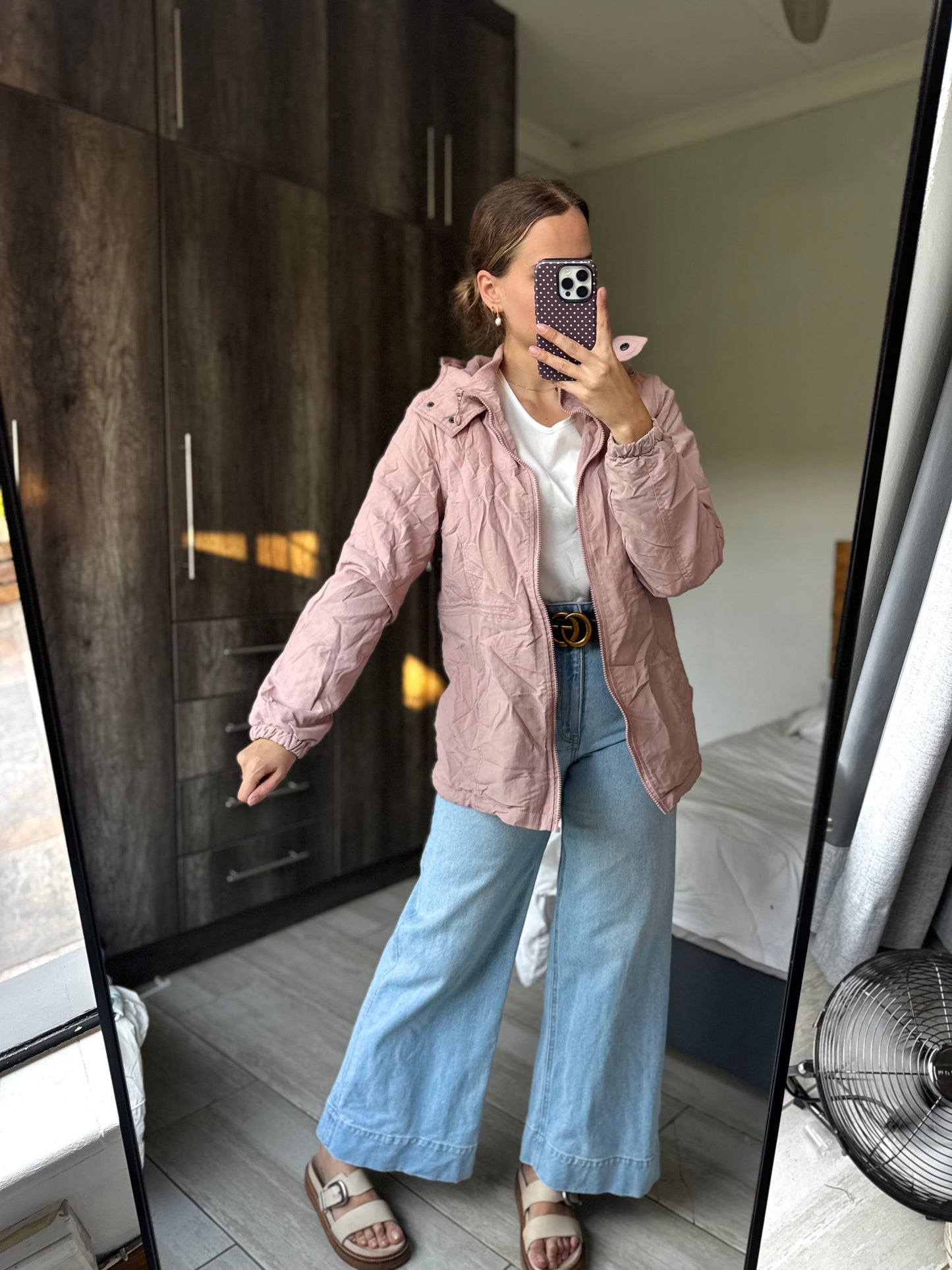 Pink puffer jacket (E)