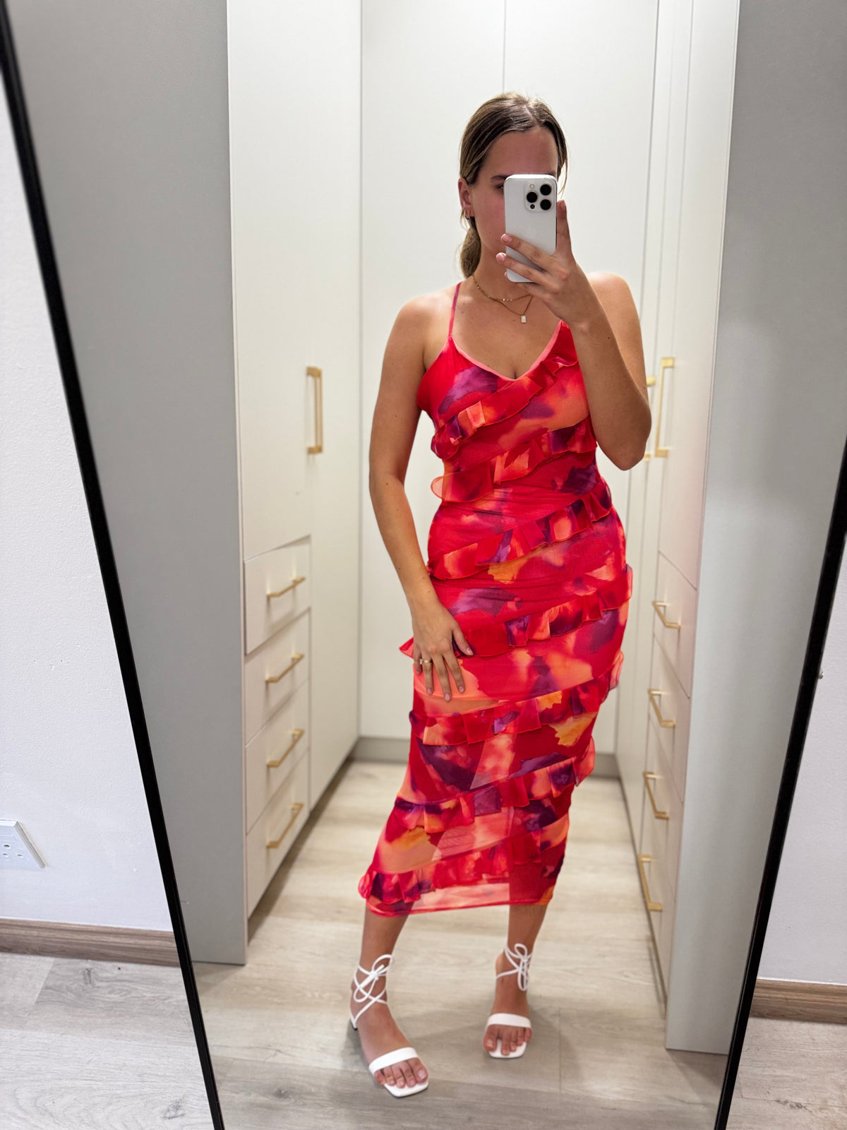 Brand New dress (V)