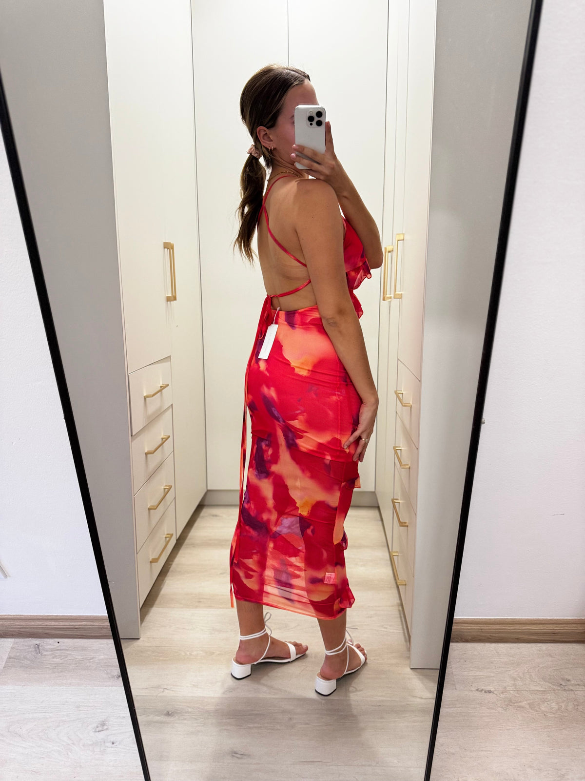 Brand New dress (V)