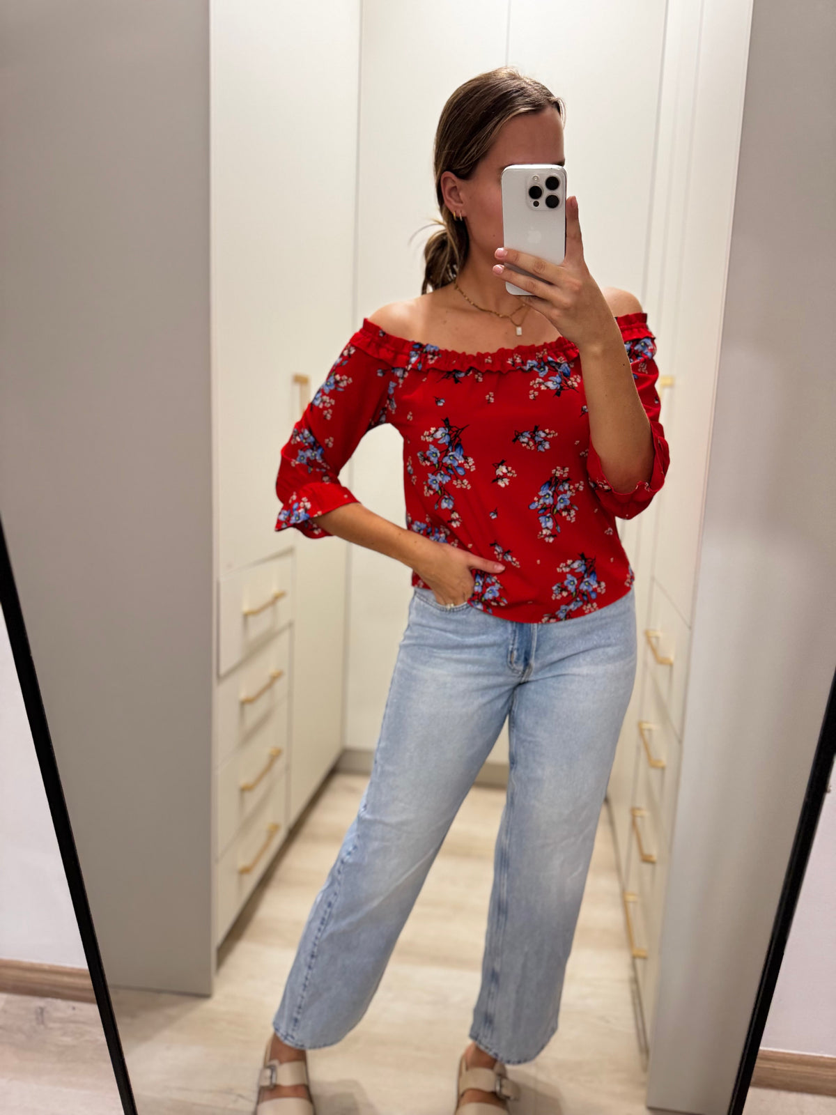 H&M red floral top (U)