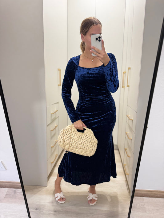 Blue suede dress (X)