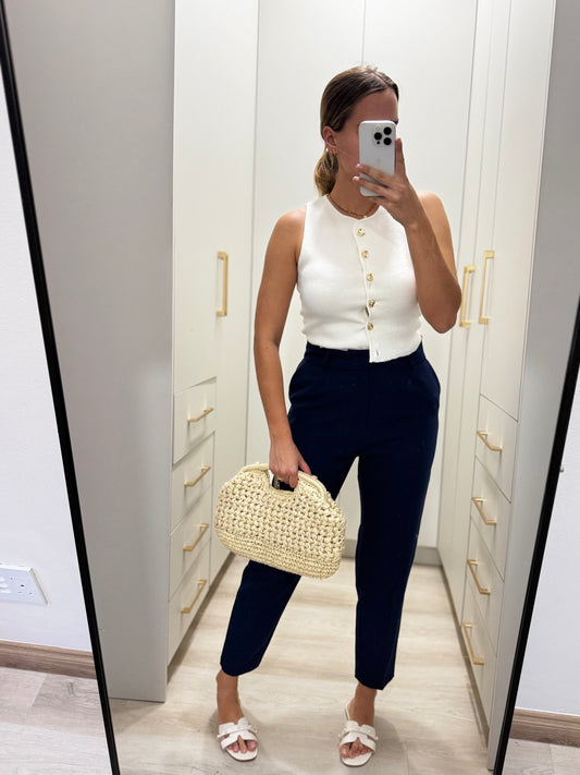 Navy pants (X)