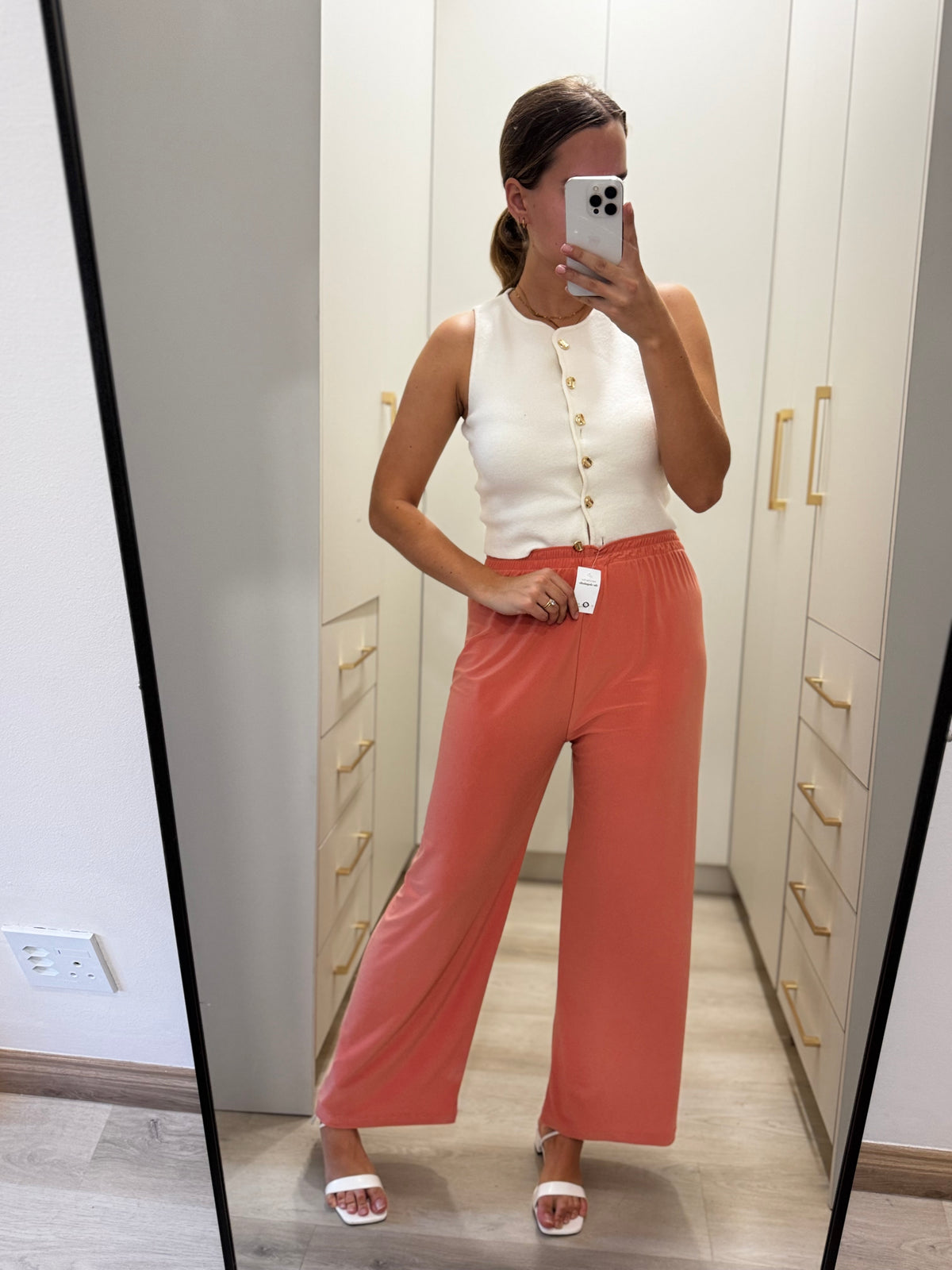 Brand New orange pants (X1)