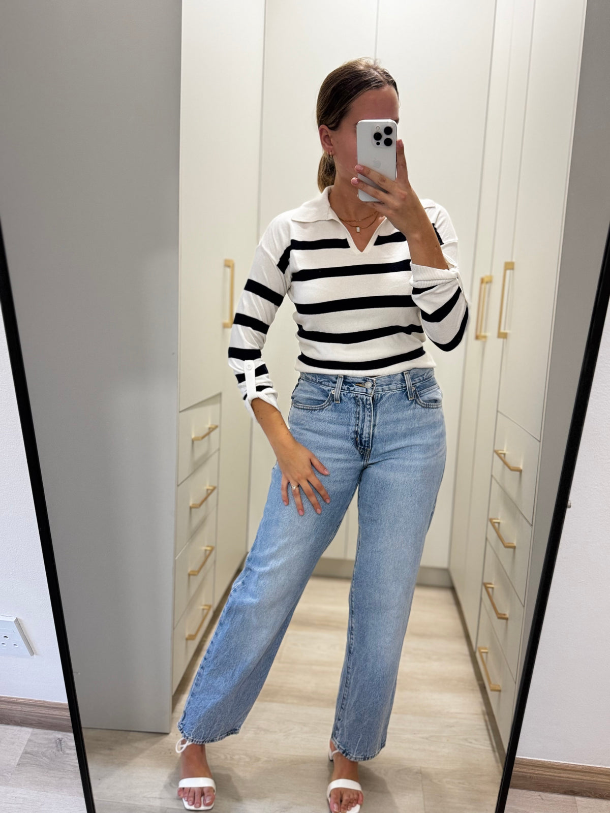 Striped sweater (Y)