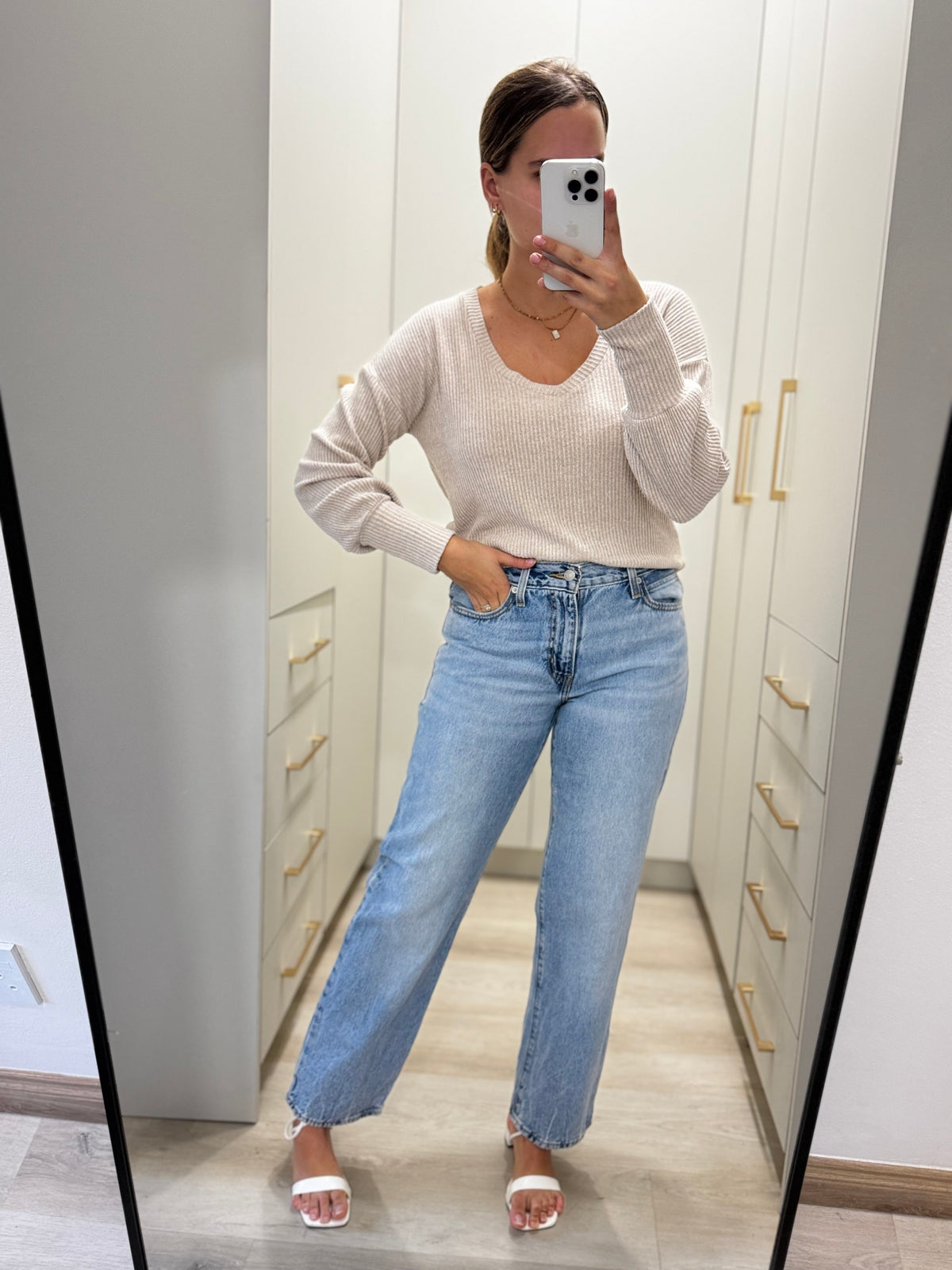 Cream sweater (Y)