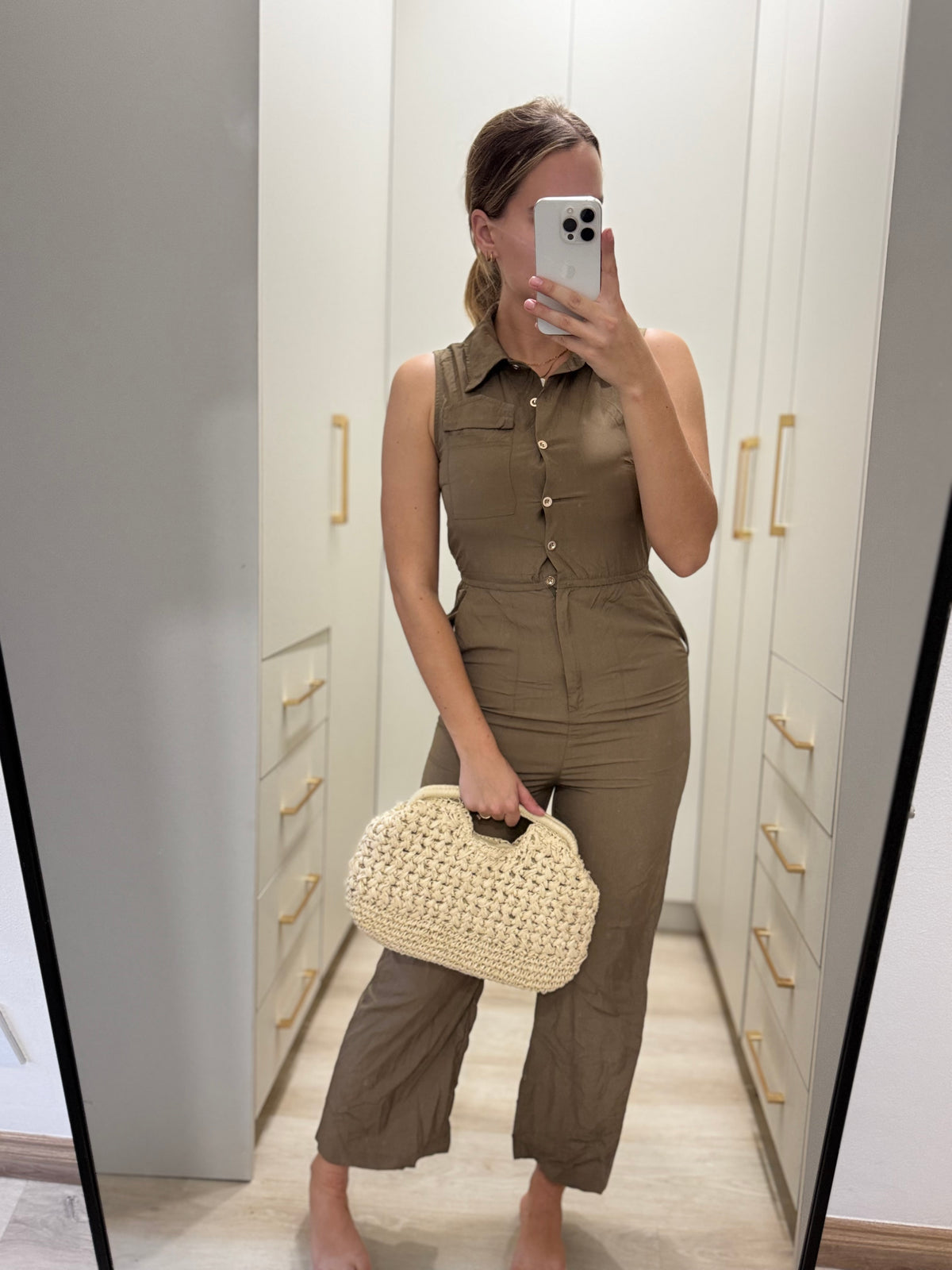 Green jumpsuit (Y)