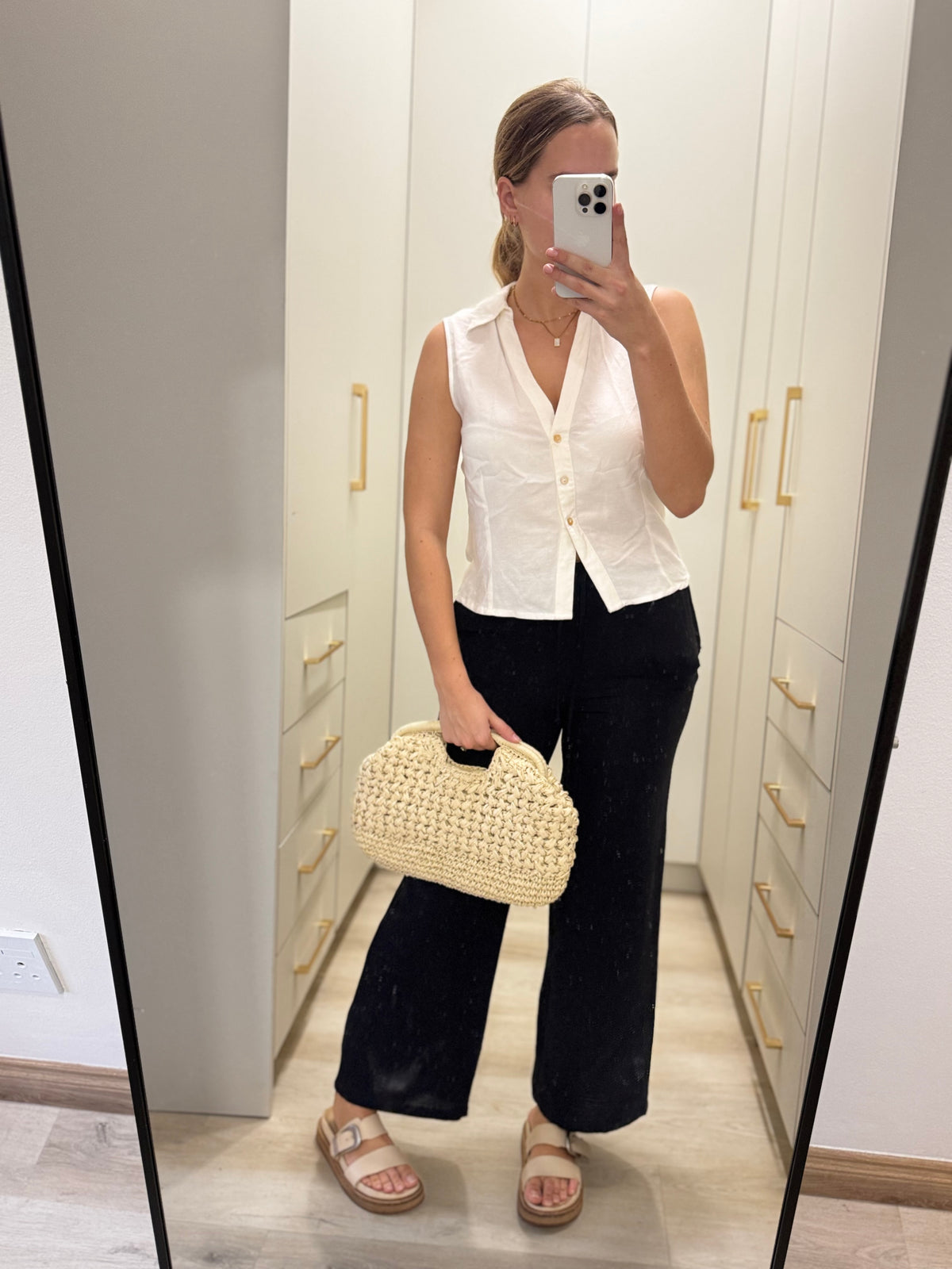 Black pants (Y)