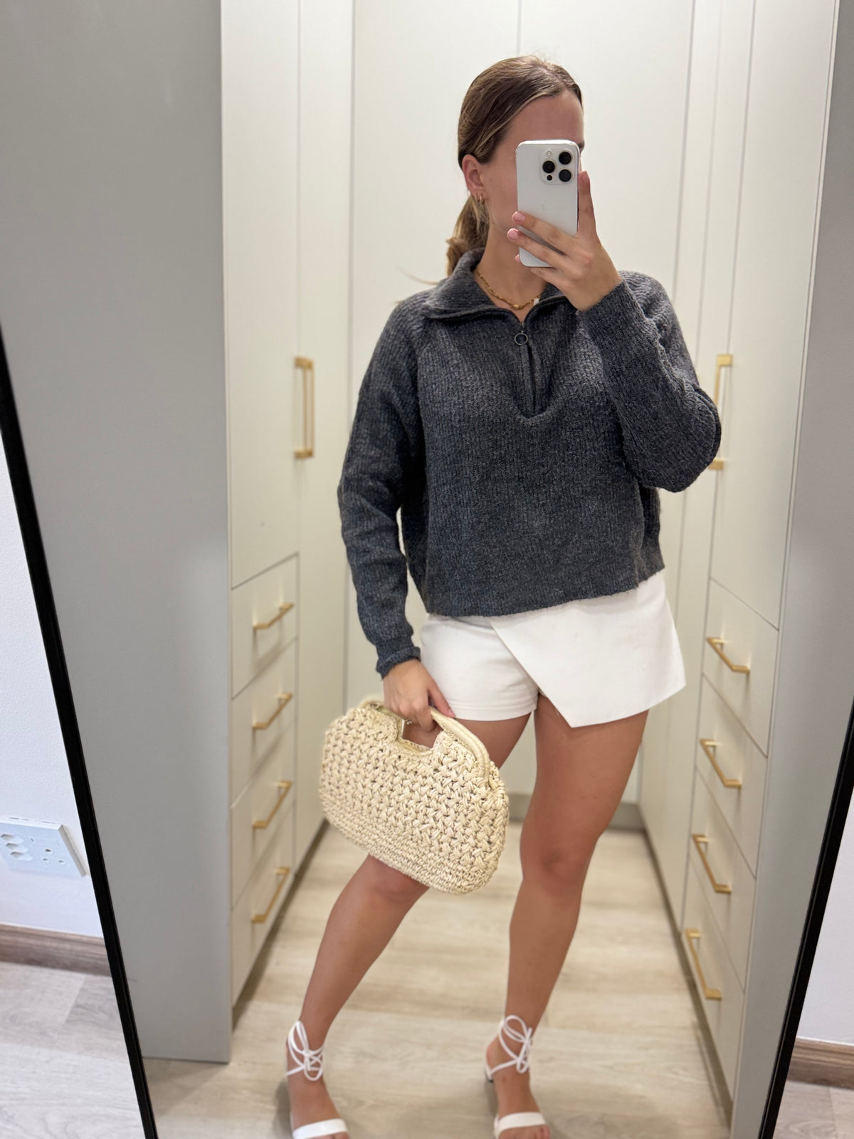 Grey knitted sweater (Z)