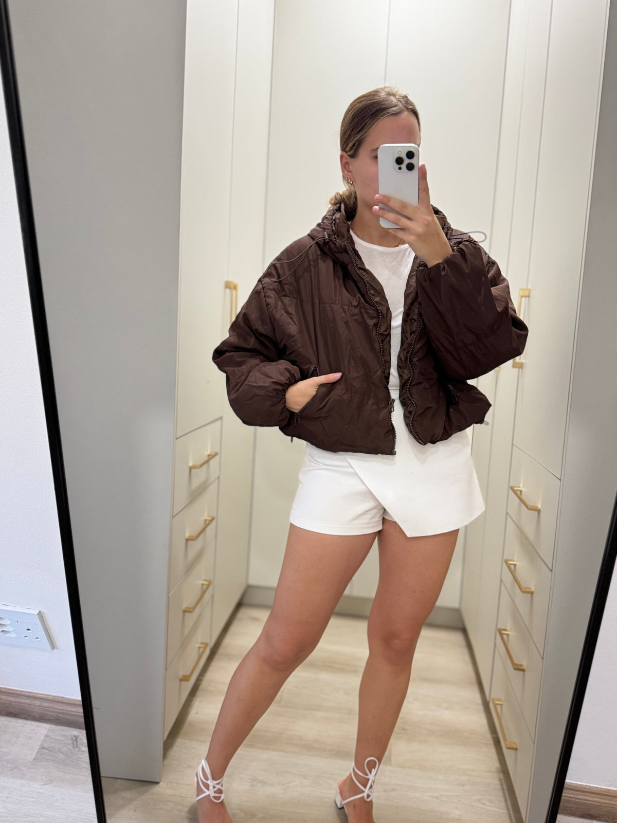 Brown puffer jacket (Z)